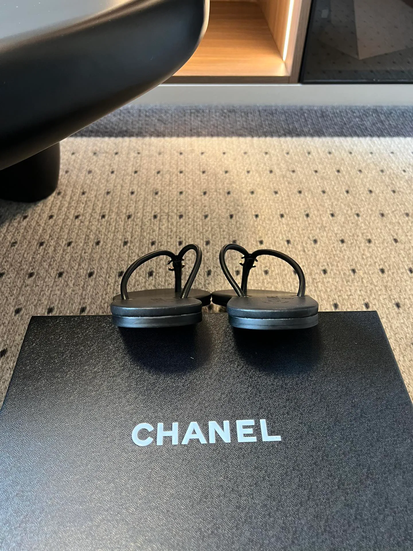 Шлепанцы Женские Chanel 11693258
