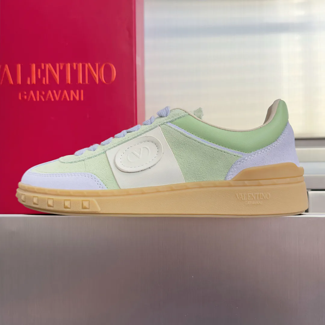 Кроссовки Женские Valentino 19175902