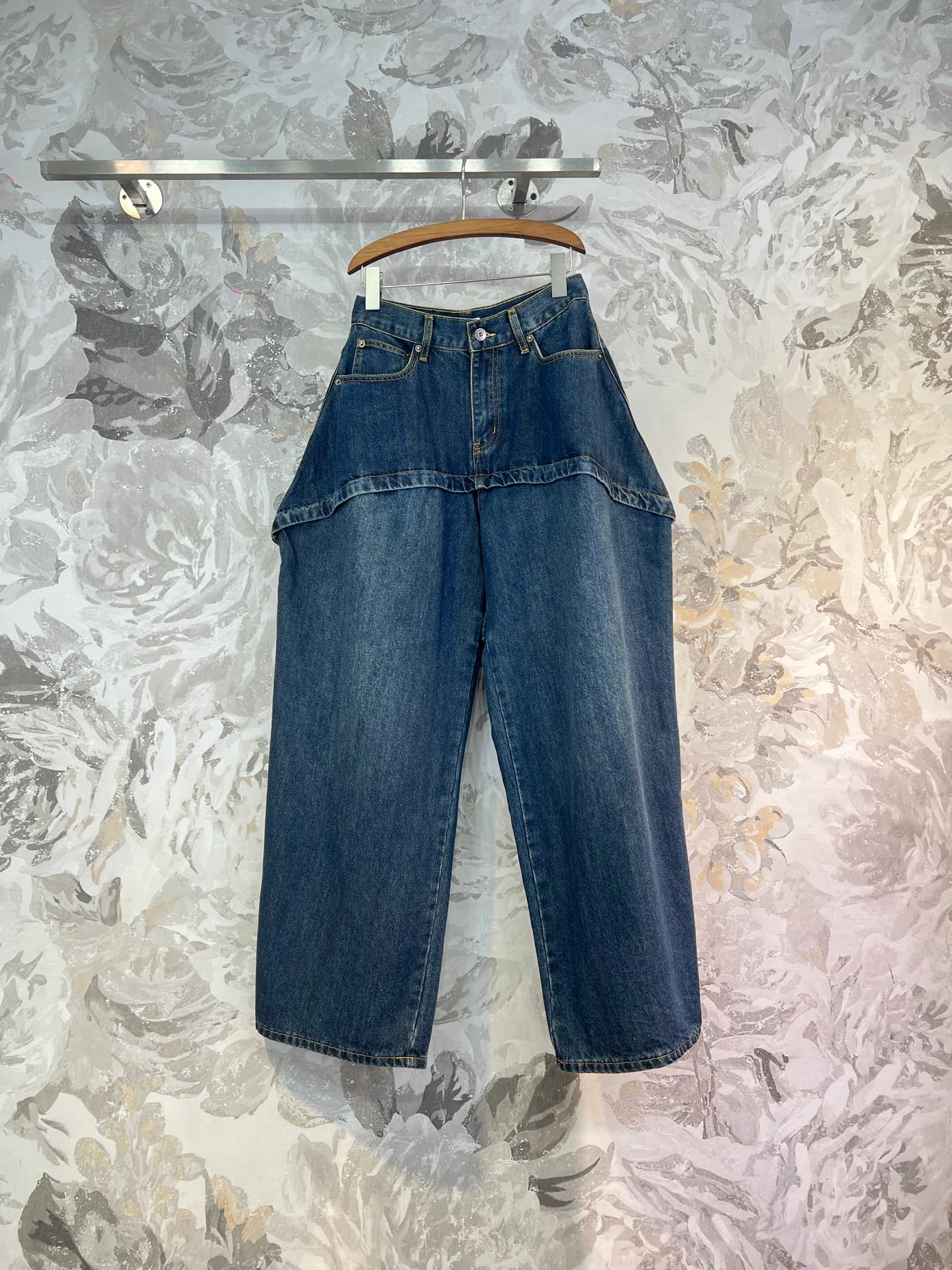 Джинсы Женские Loewe 18224833