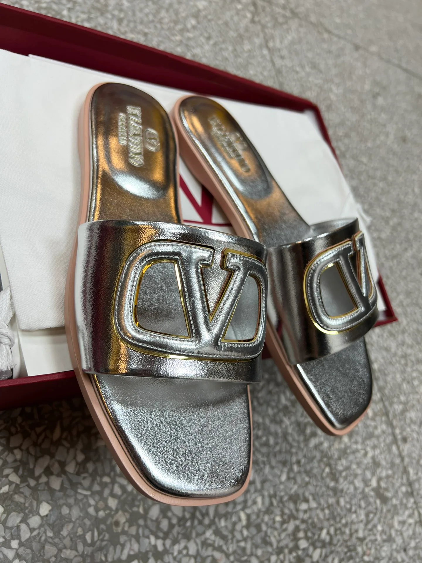 Шлепанцы Женские Valentino 32592