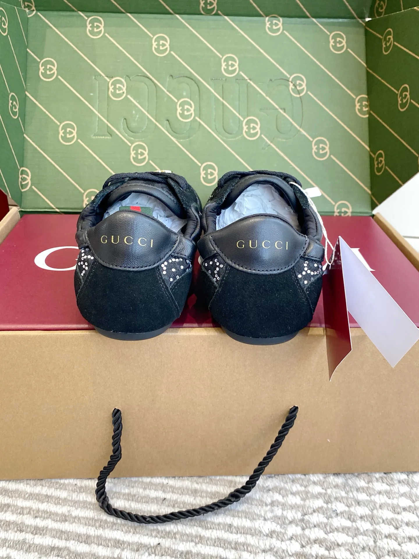 Кроссовки Женские Gucci 738973