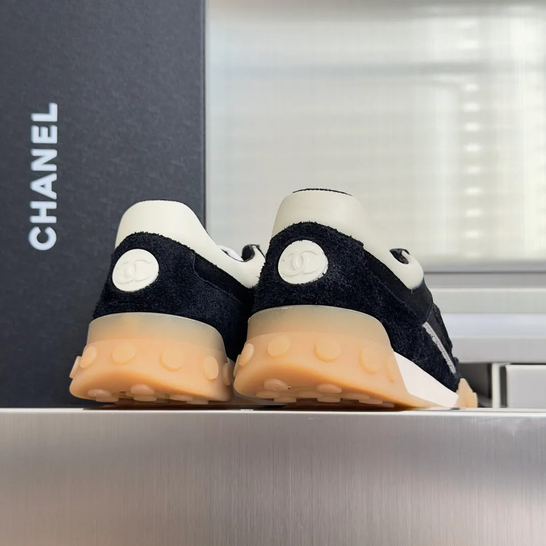 Кроссовки Женские Chanel 11595702