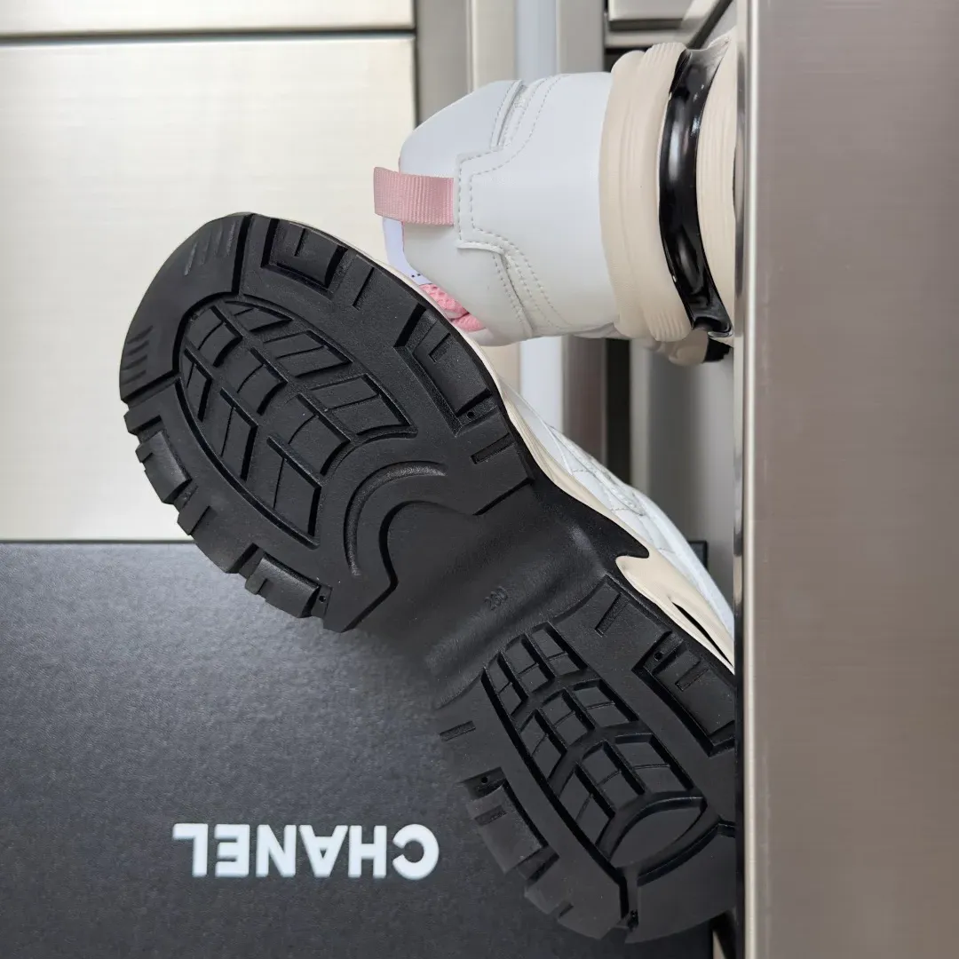 Кроссовки Женские Chanel 1090132