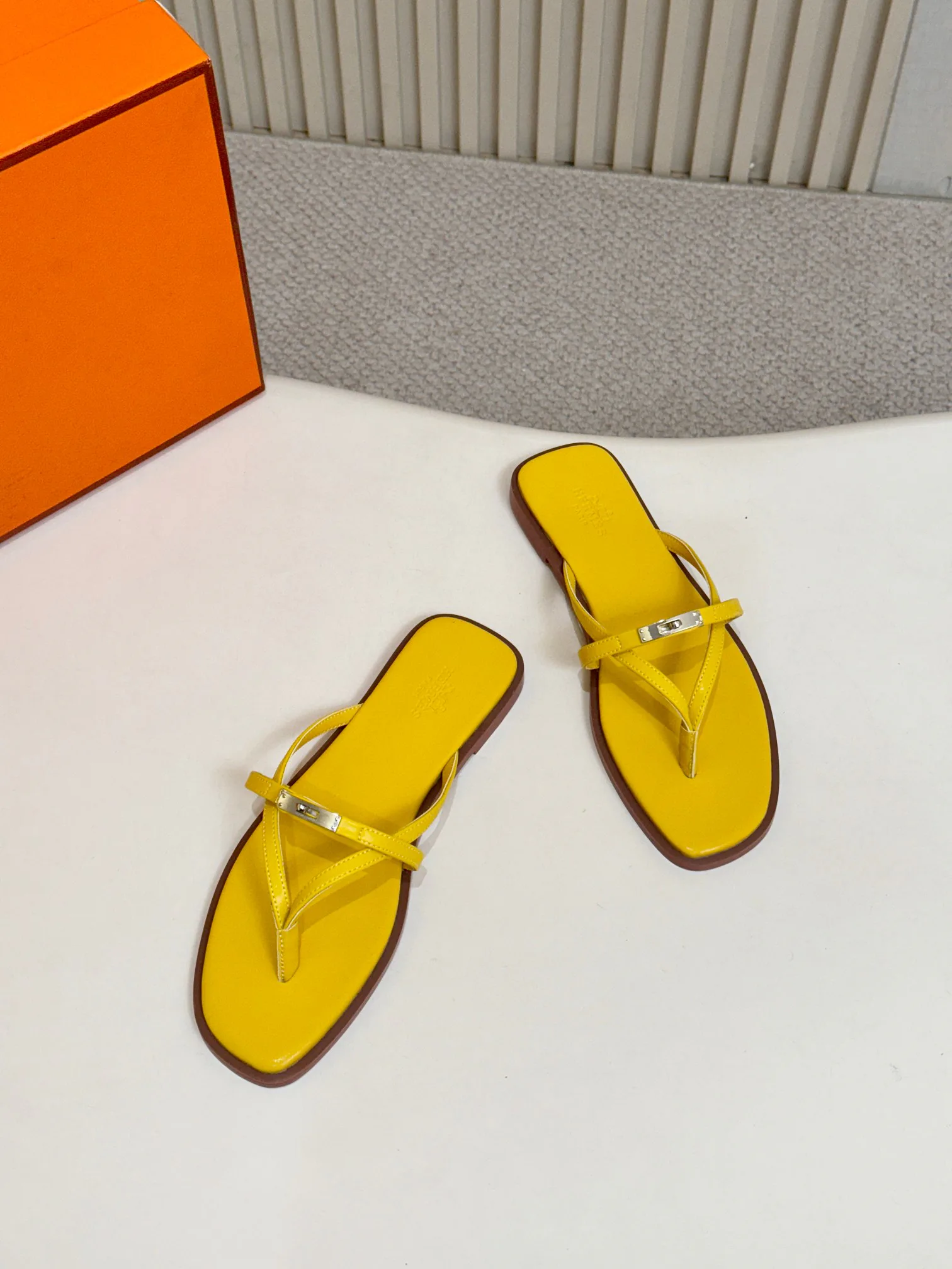 Шлепанцы Женские Hermes 1855976