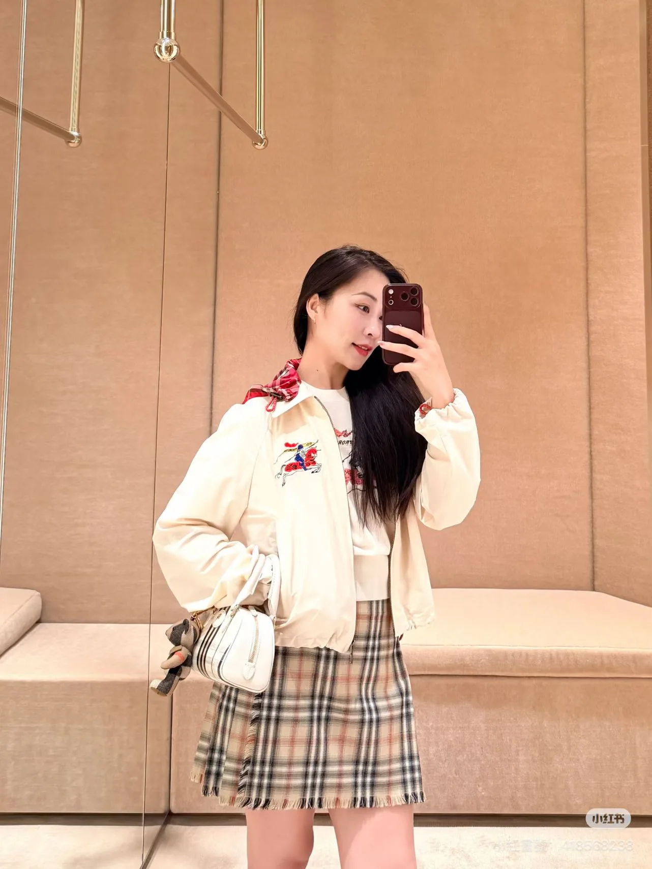 Куртки И Пуховики Женские Burberry 11231393