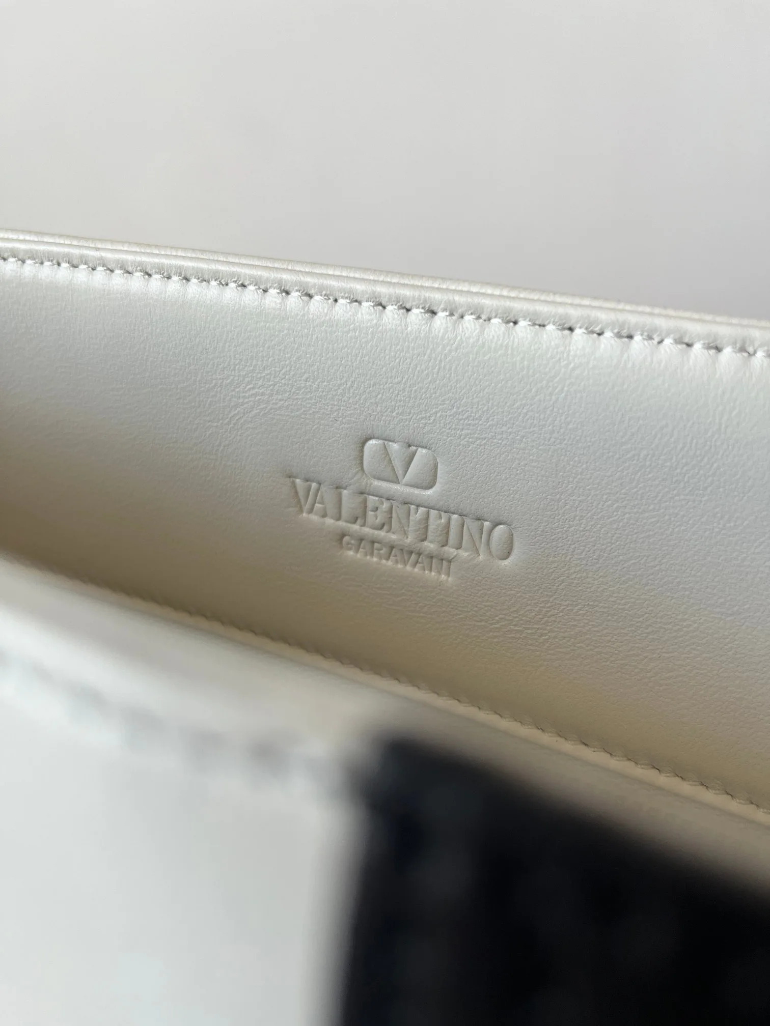 Классические Сумки Женские Valentino 4619