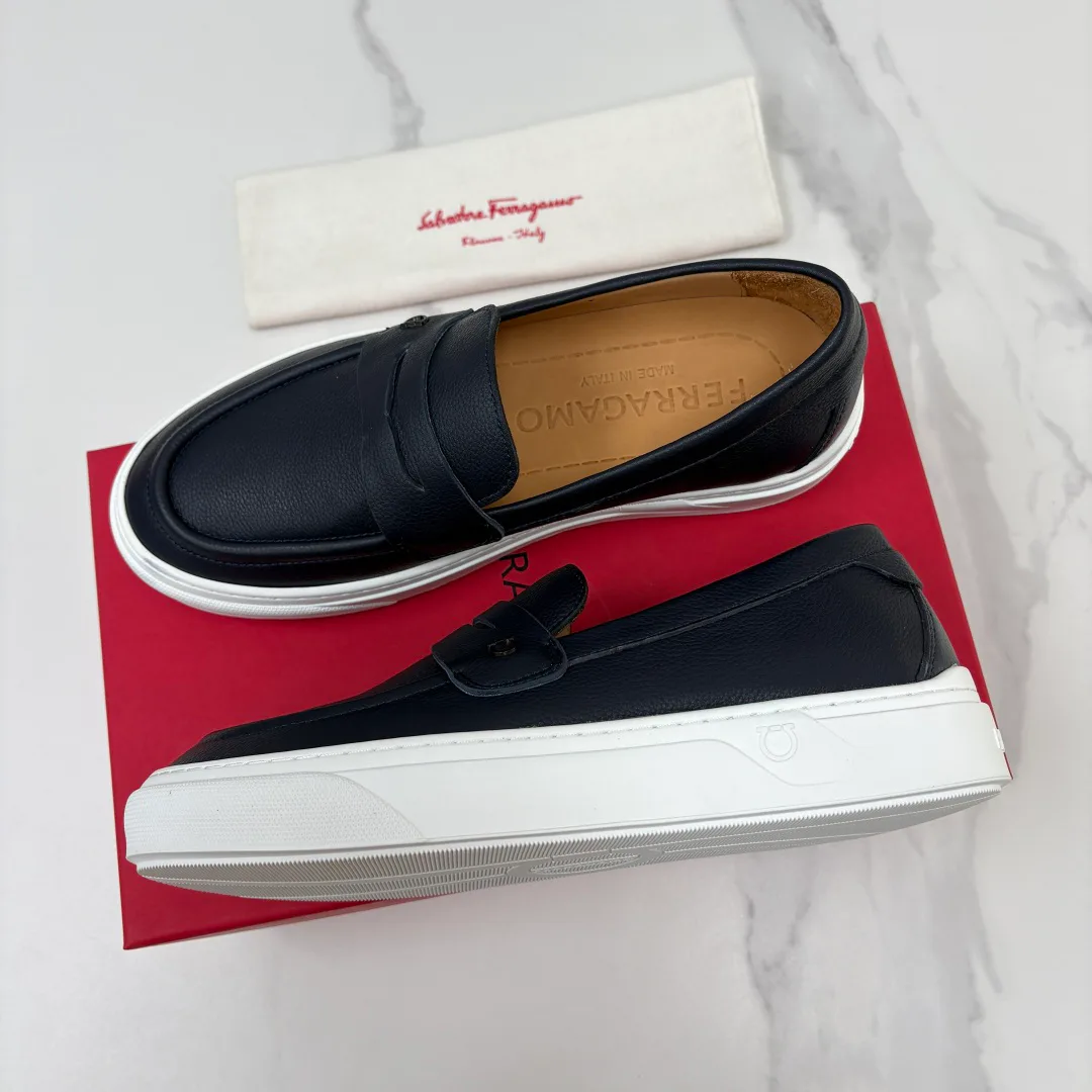 Лоферы И Мокасины Женские Salvatore Ferragamo 17936405