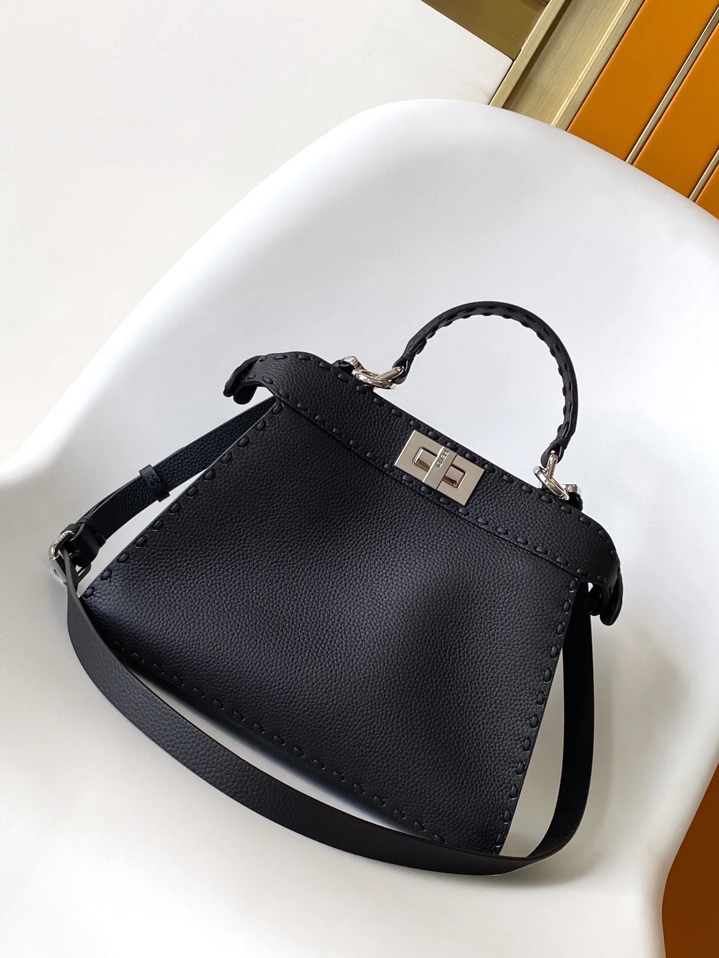 Классические Сумки Женские Fendi 11671438