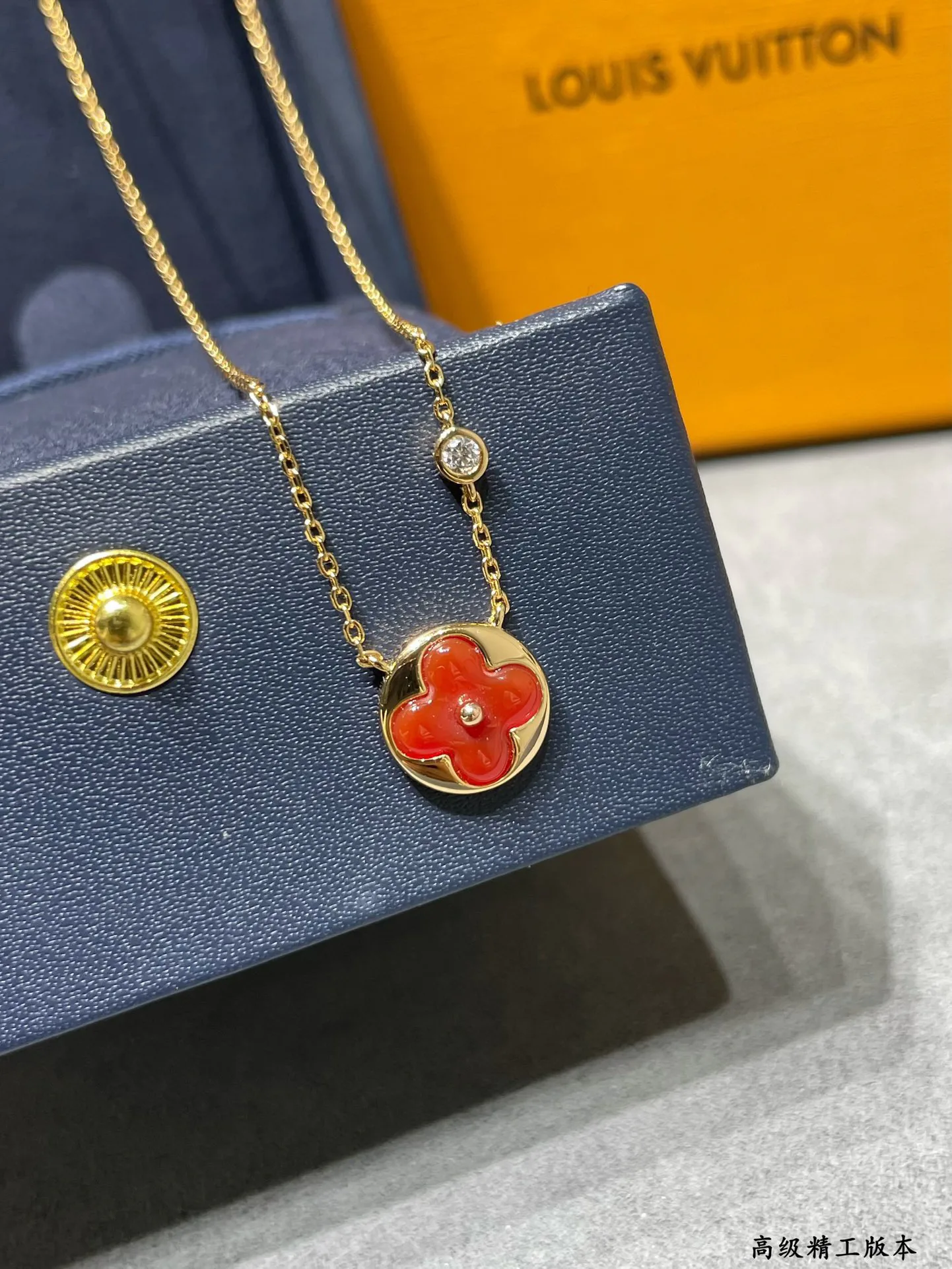 Бижутерия Louis Vuitton 17819341
