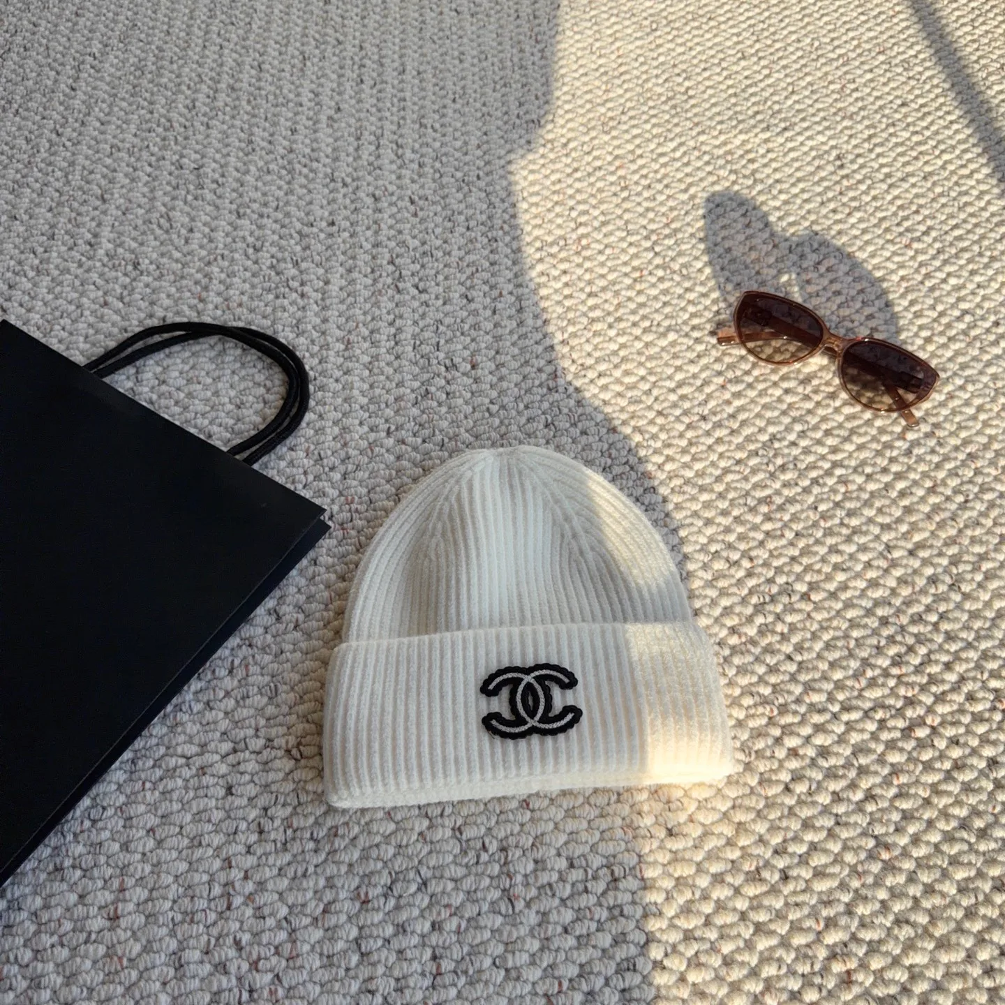 Головные Уборы Chanel 18450123