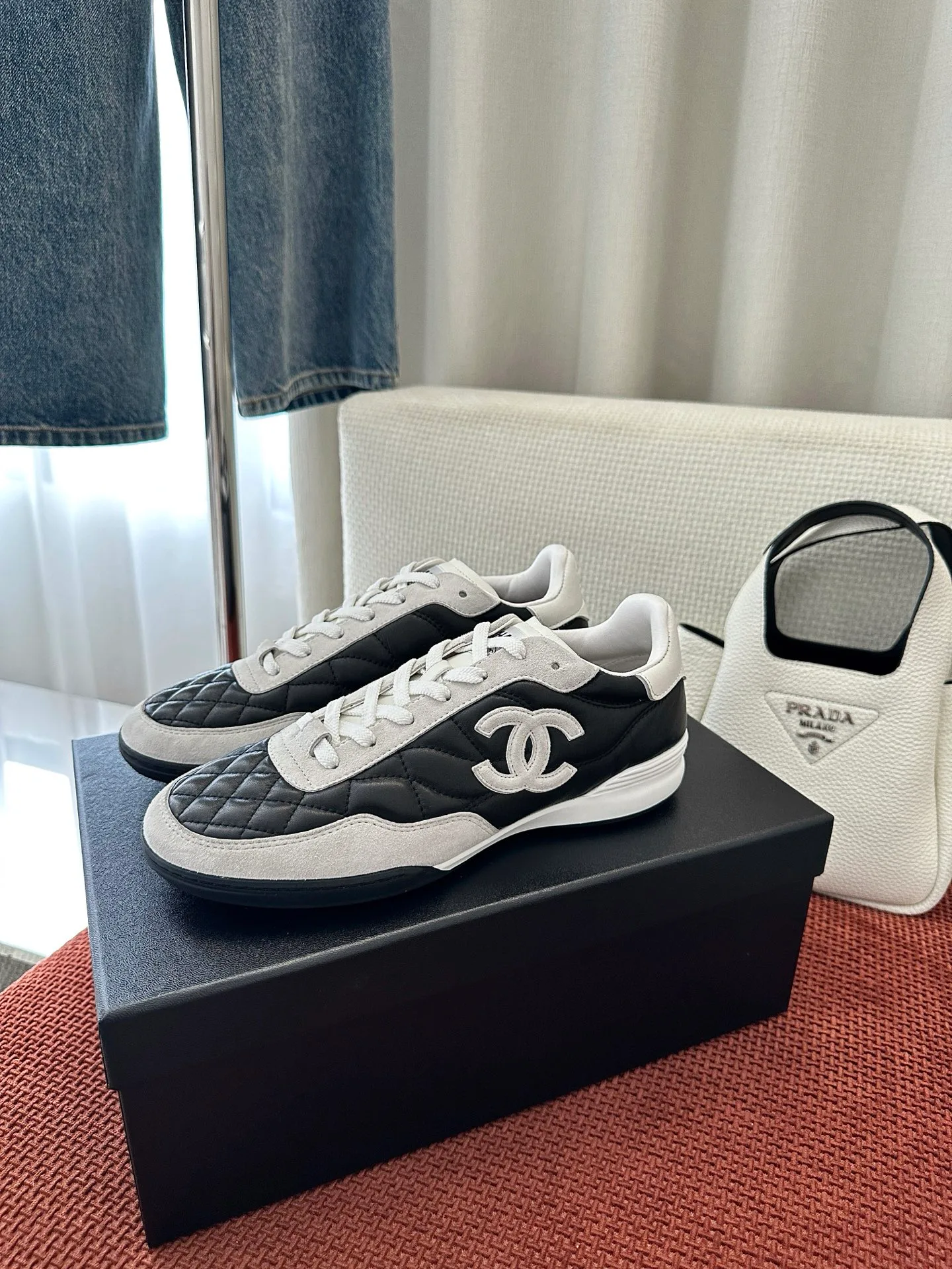Кроссовки Женские Chanel 13235473