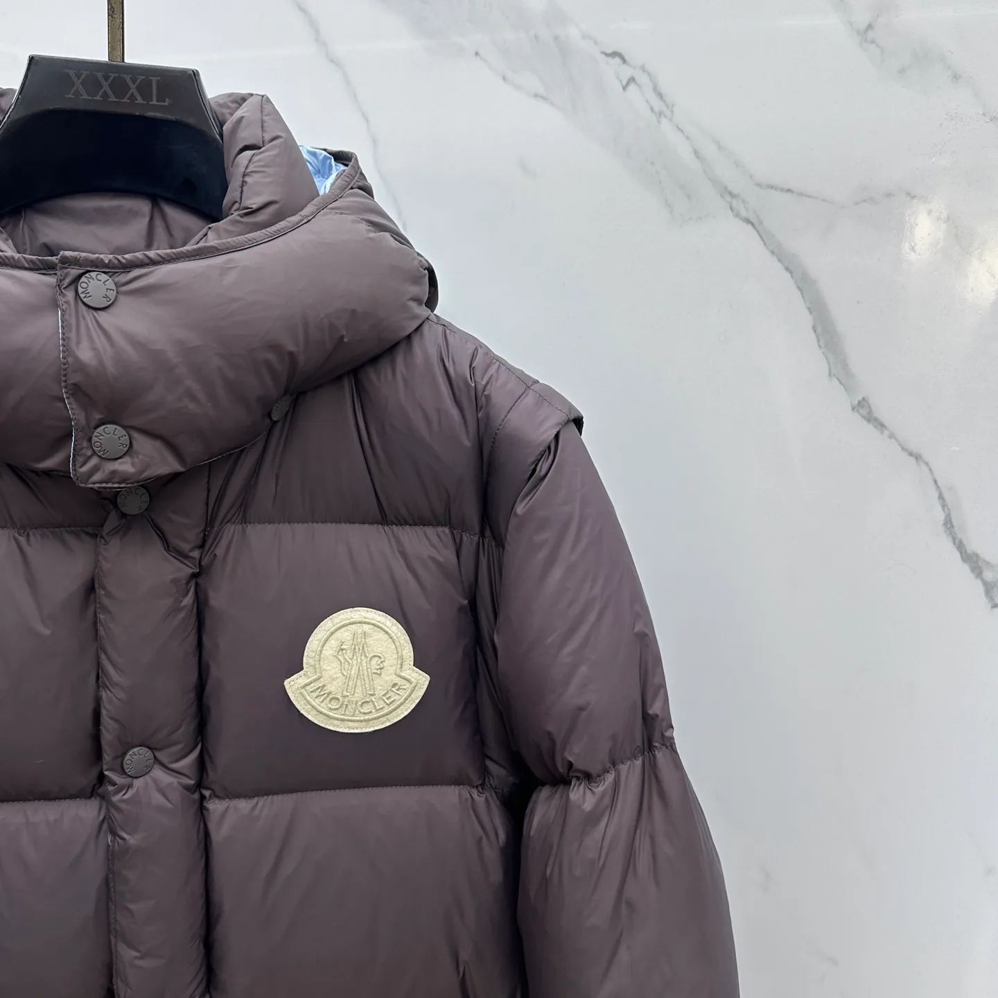 Куртки И Пуховики Мужские Moncler 2237564