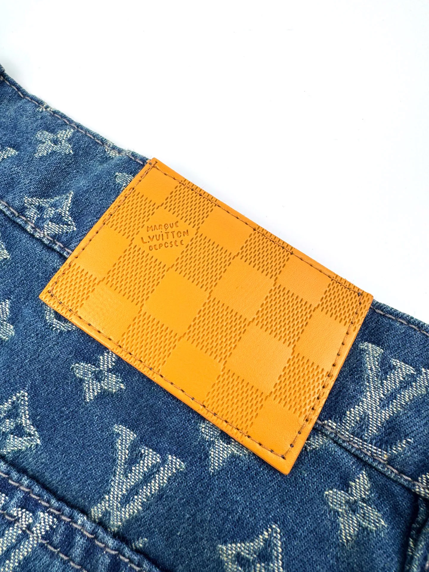 Шорты Женские Louis Vuitton 12757043