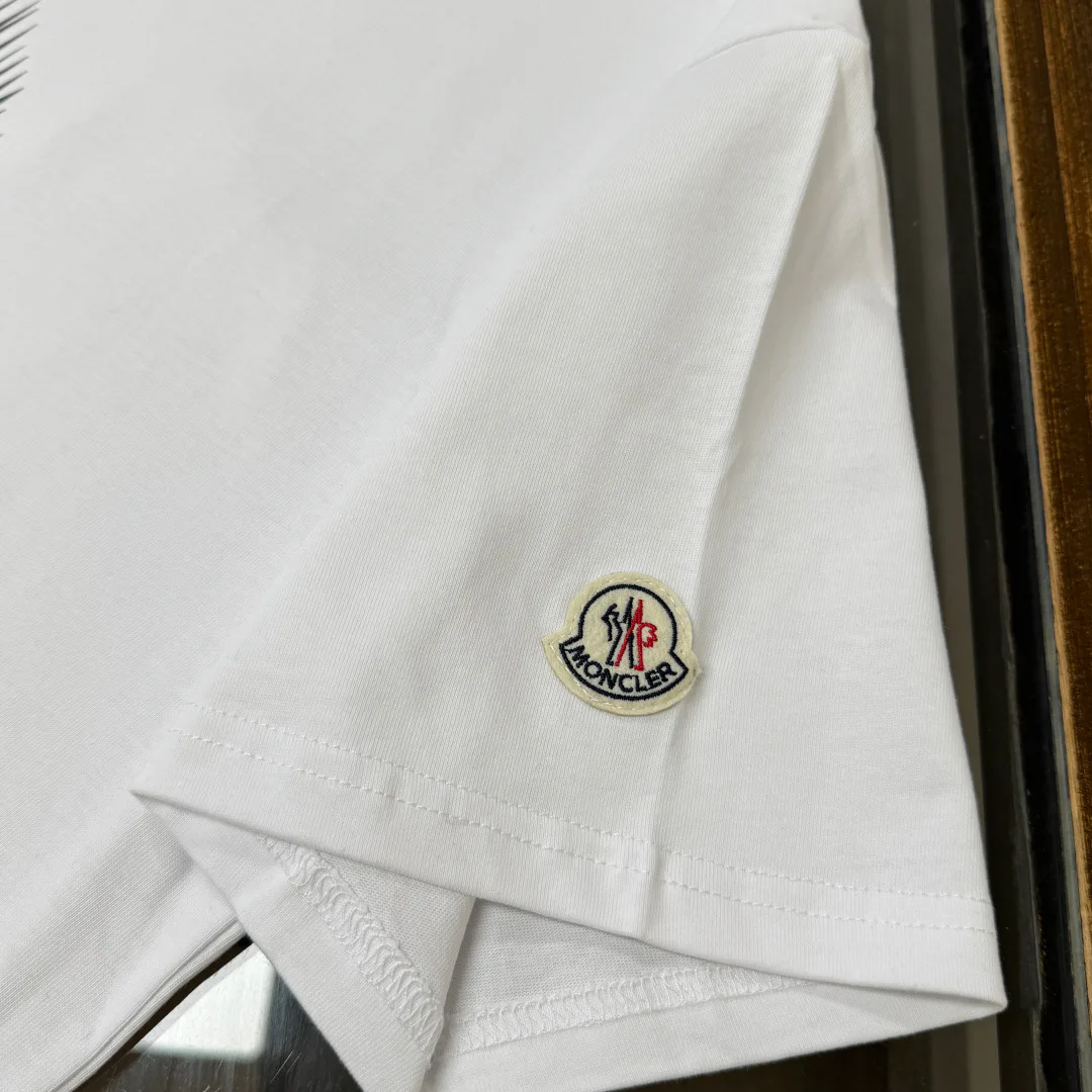 Футболки Женские Moncler 10292137