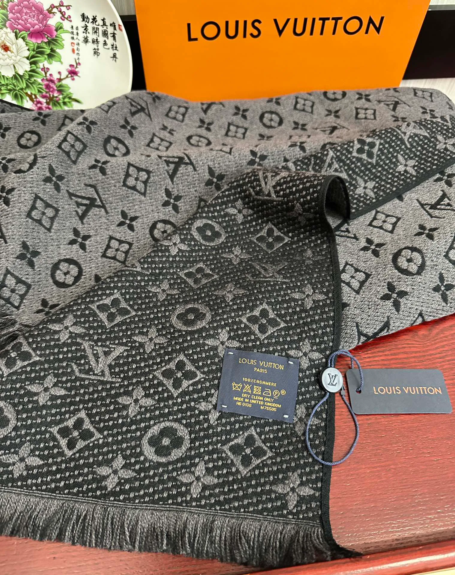 Шарфы Louis Vuitton 538250