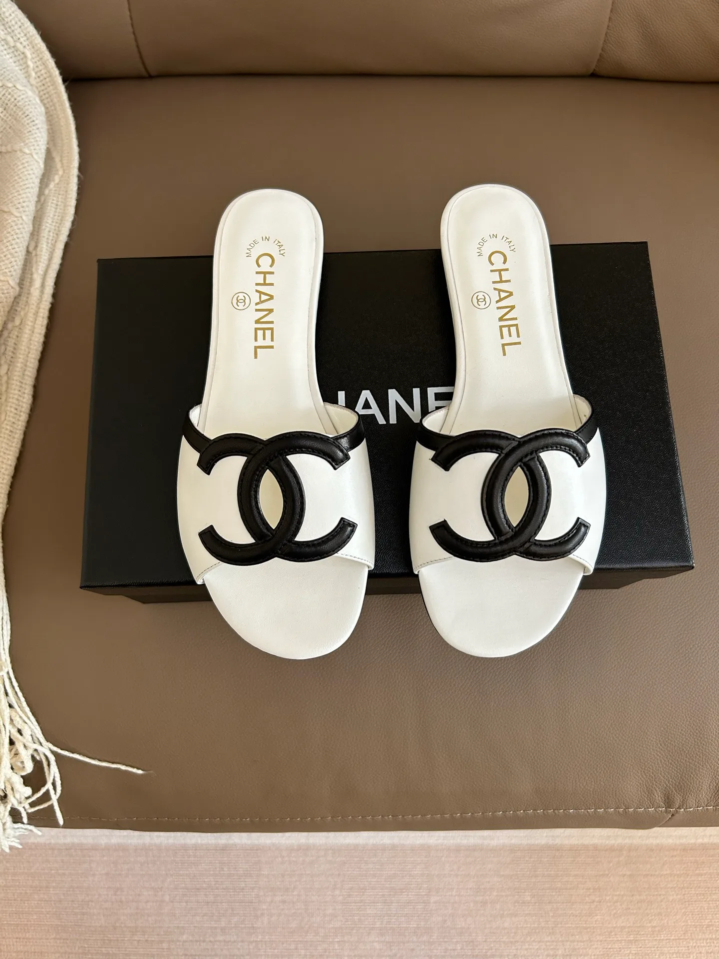 Туфли Женские Chanel 13108948