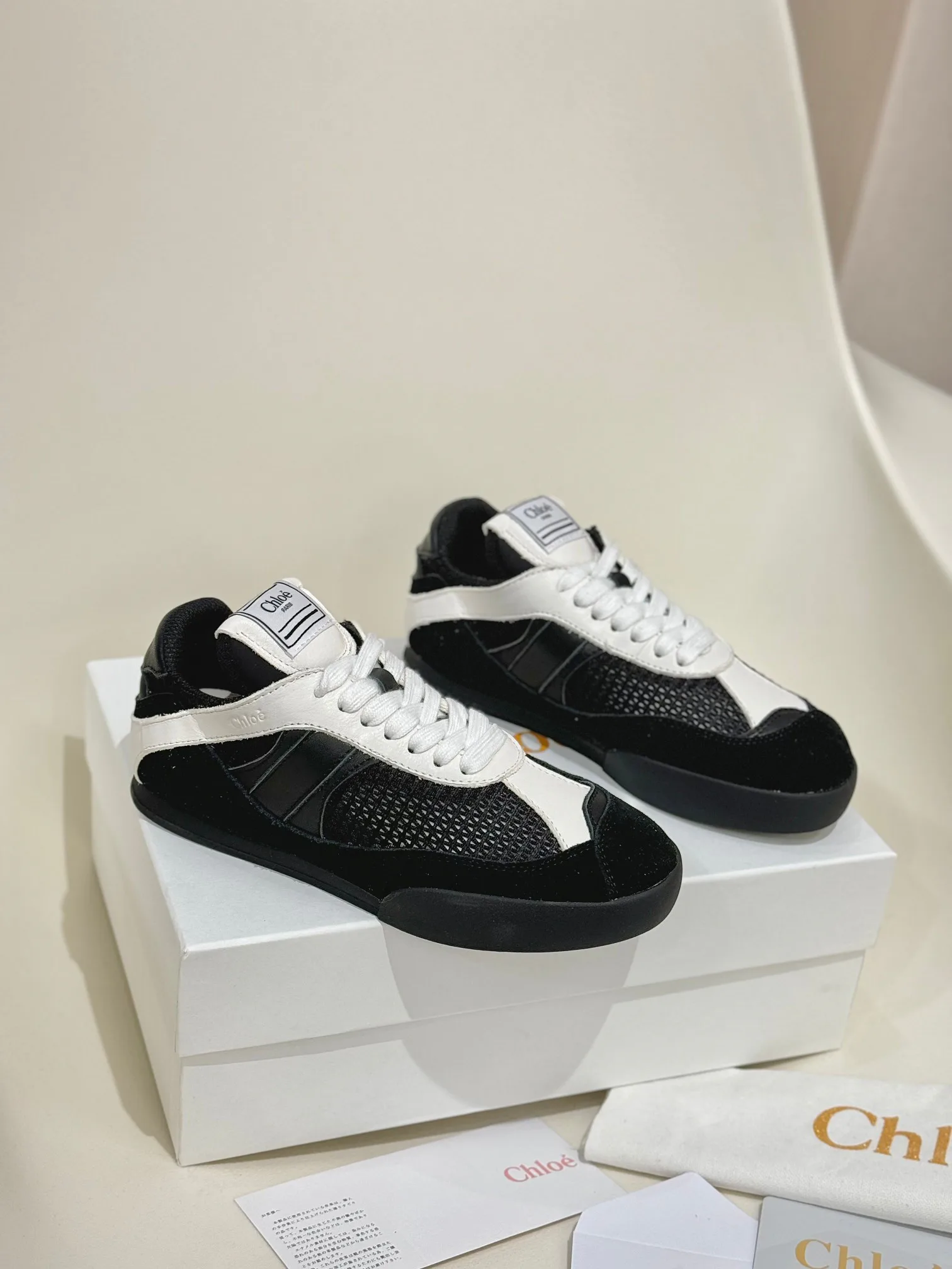 Кроссовки Женские Chloe 313233