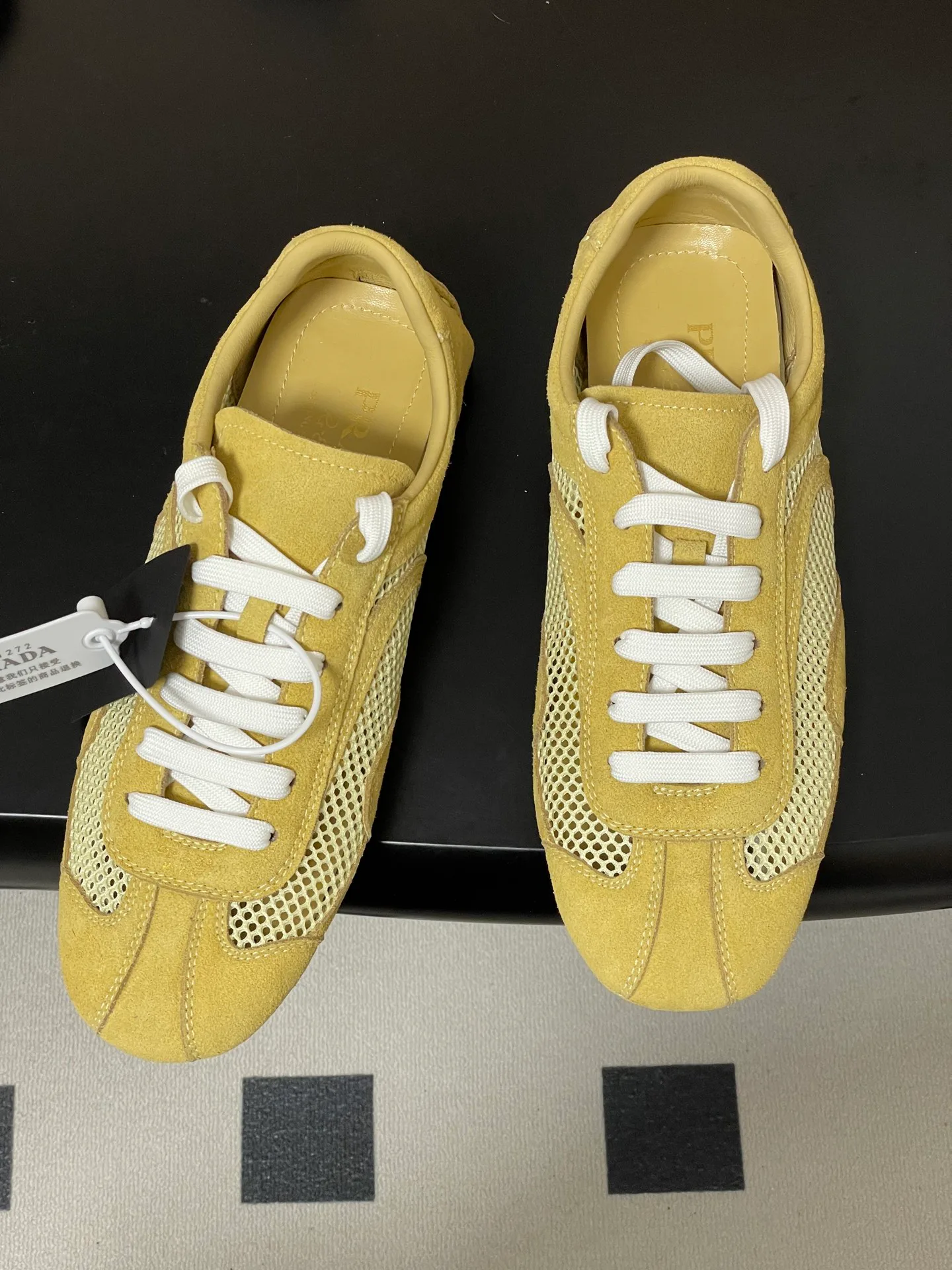 Кроссовки Женские Prada 11160232