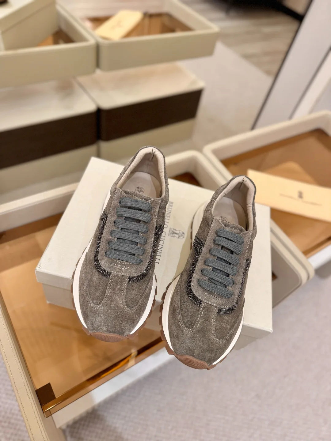 Кроссовки Женские Brunello Cucinelli 18813037
