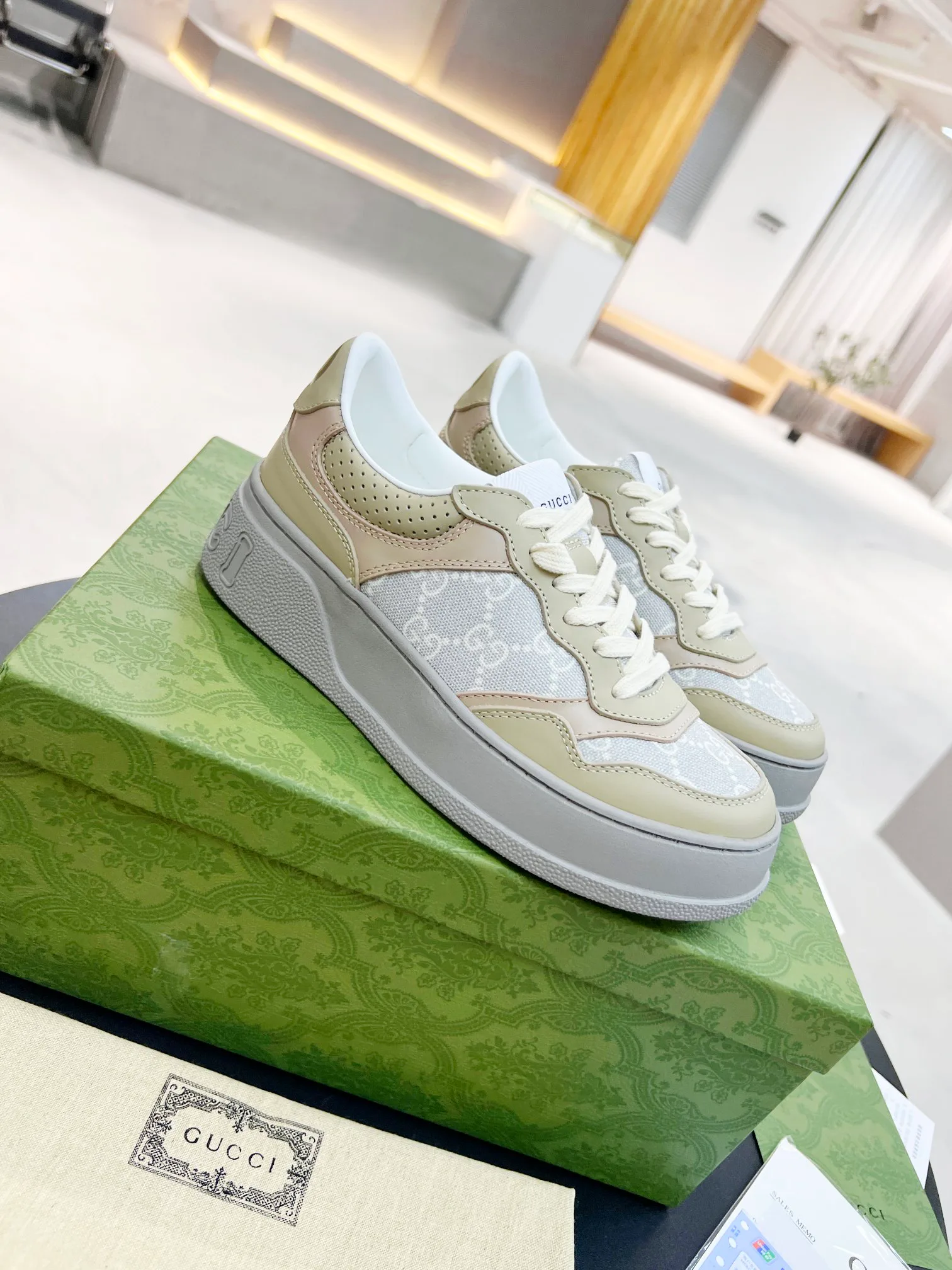 Кроссовки Женские Gucci 4274