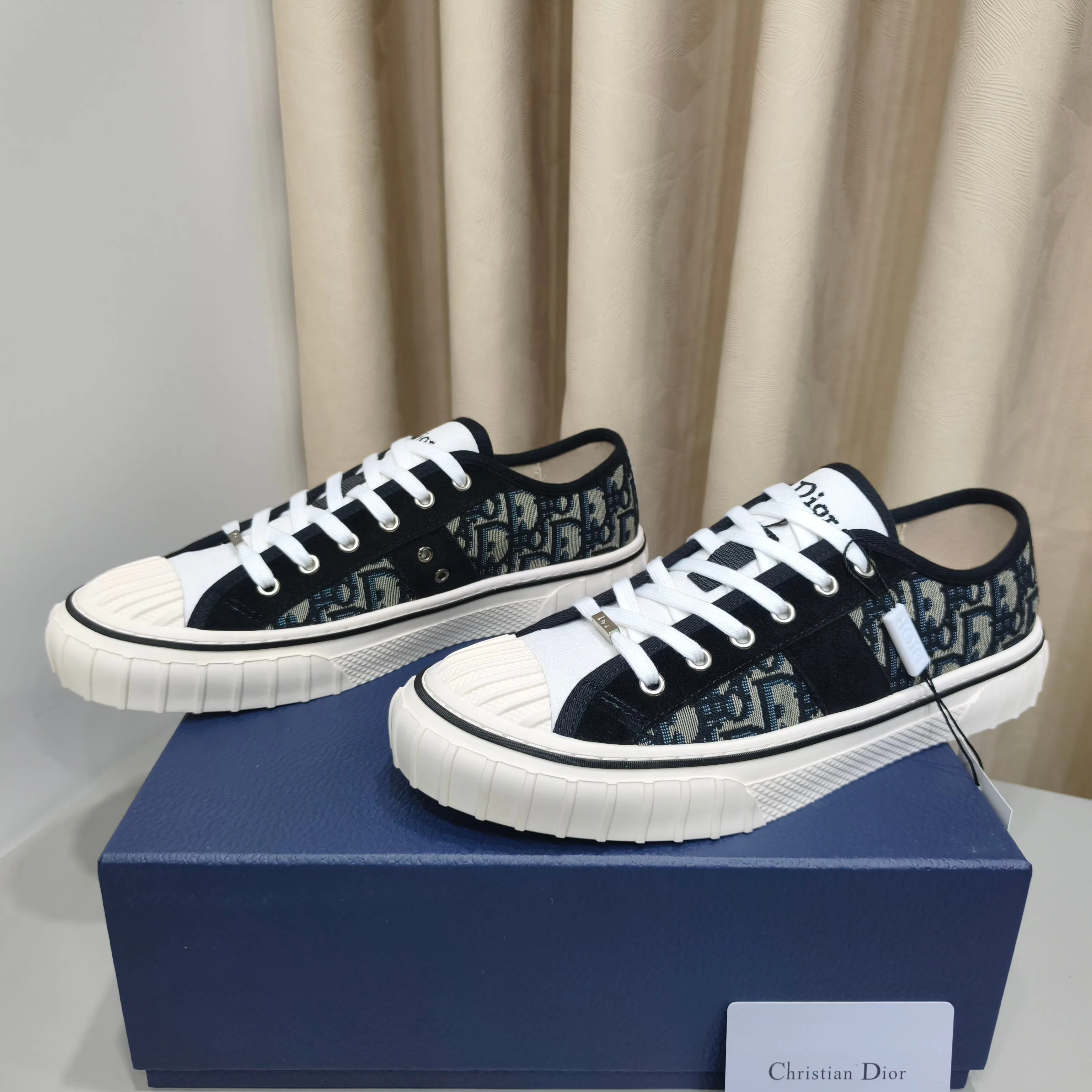 Кроссовки Мужские Christian Dior 17988734