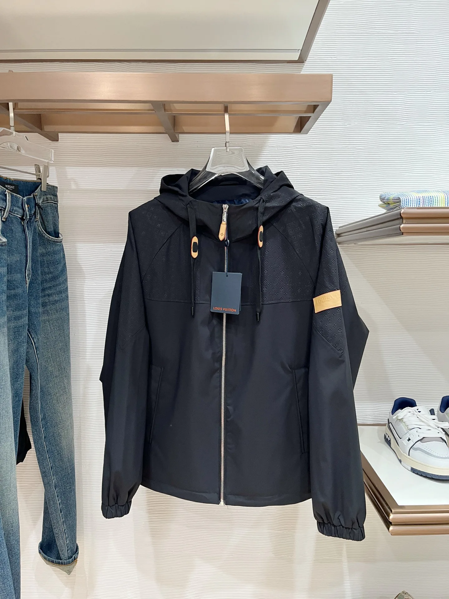 Куртки И Пуховики Мужские Louis Vuitton 11392214