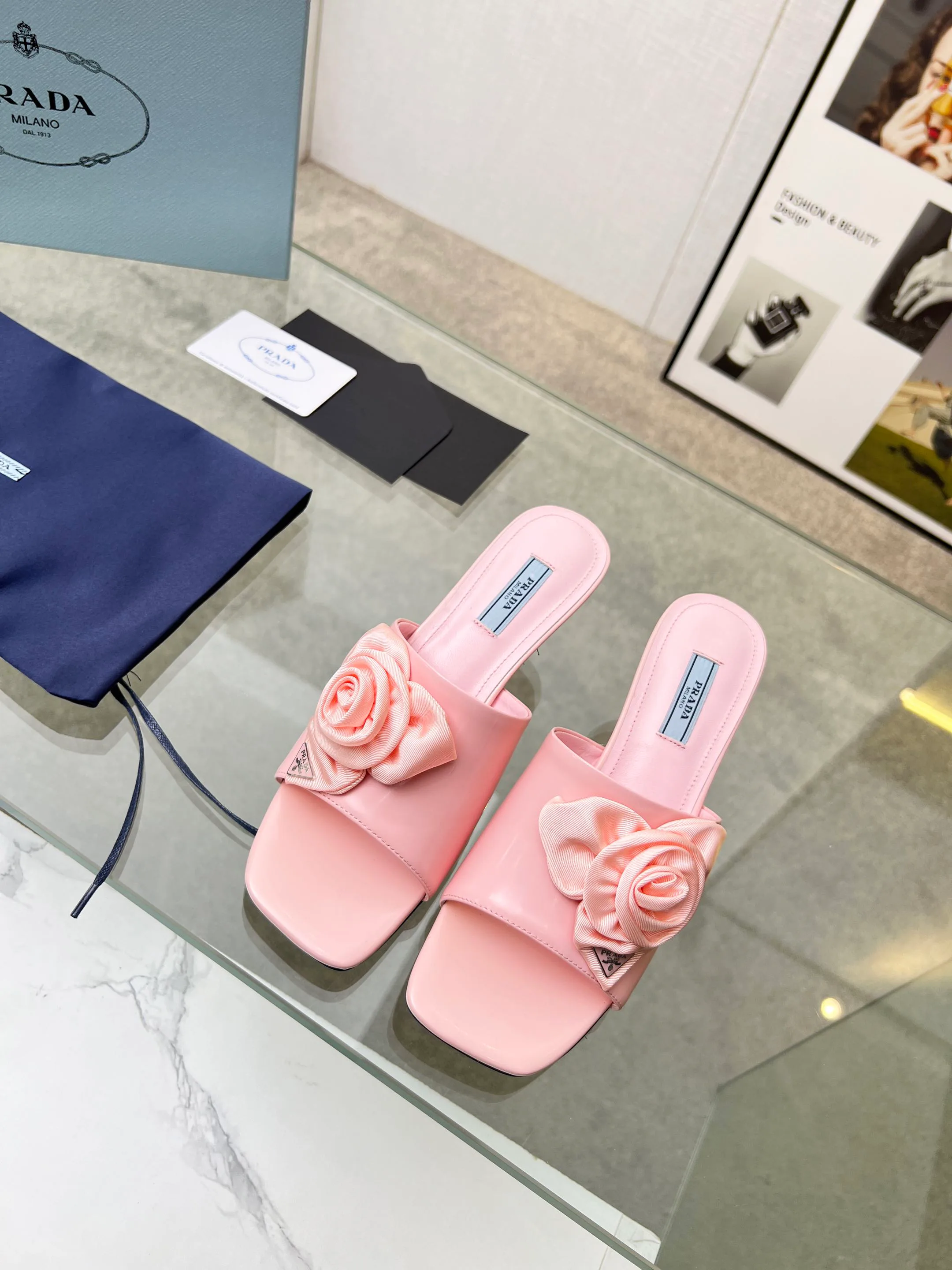 Сандалии Женские Prada 11386429