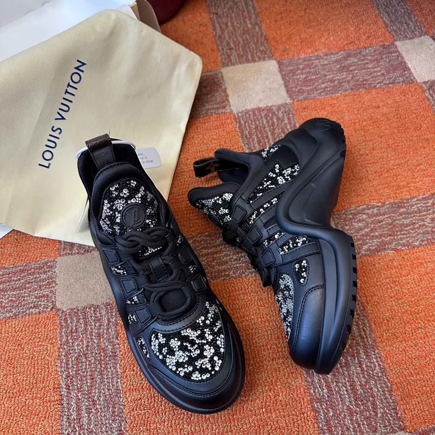 Кроссовки Женские Louis Vuitton 158069