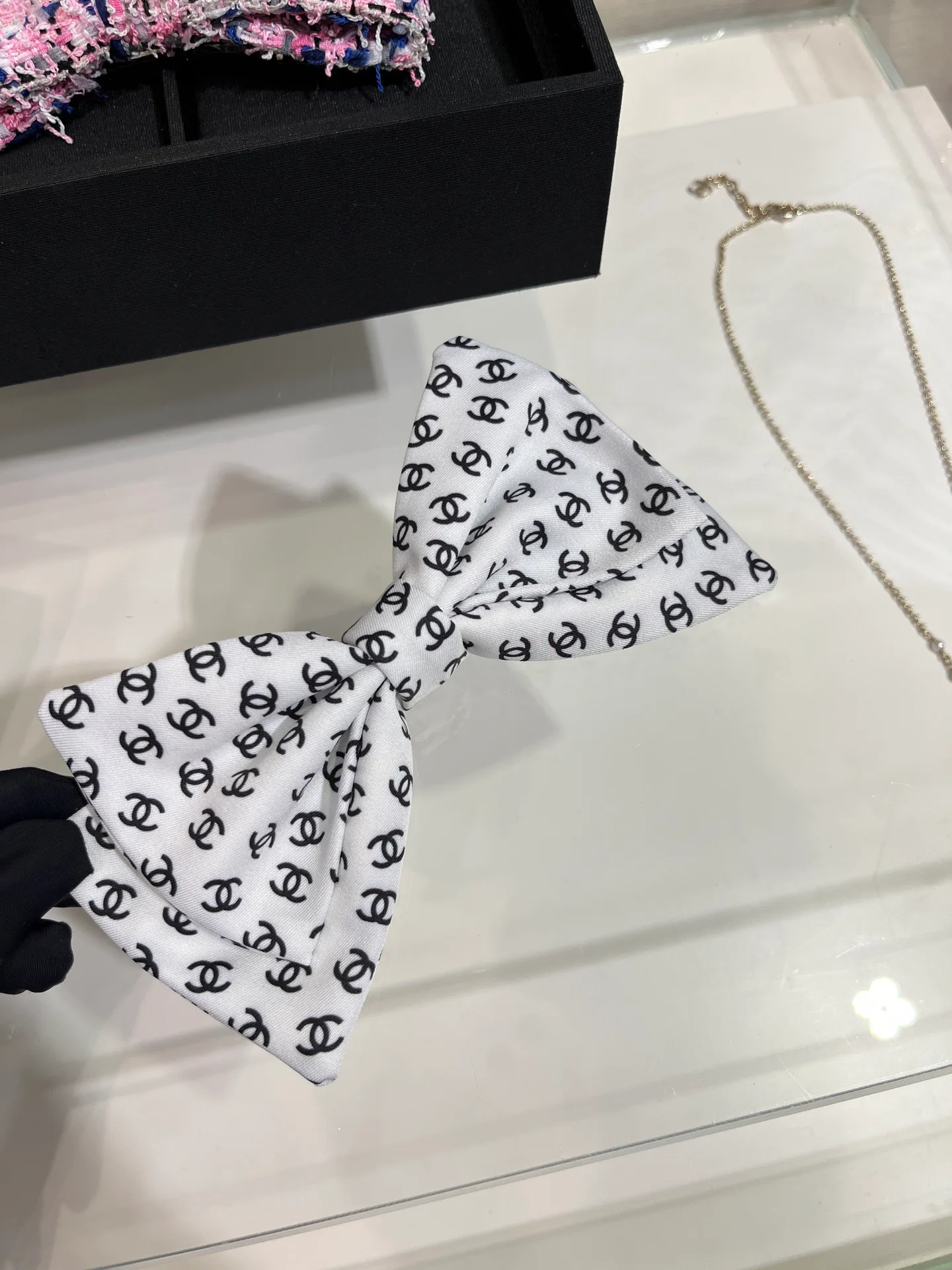 Головные Уборы Chanel 11412391