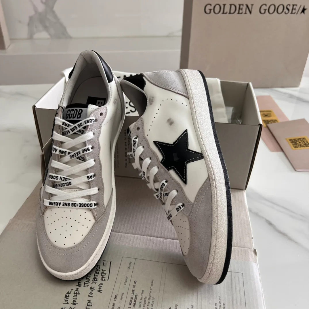Кроссовки Женские Golden Goose 16995677