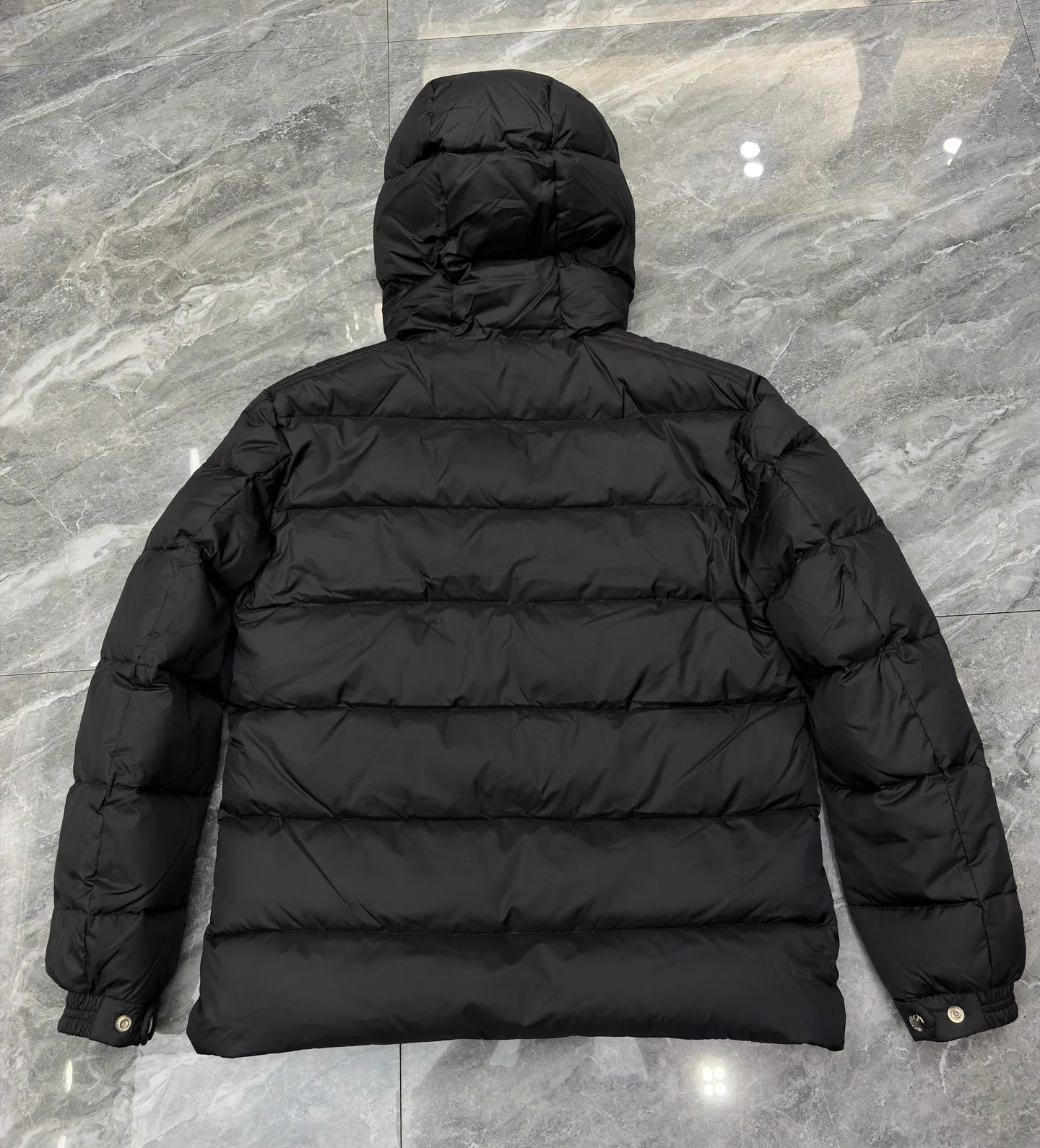 Куртки И Пуховики Женские Moncler 17568682