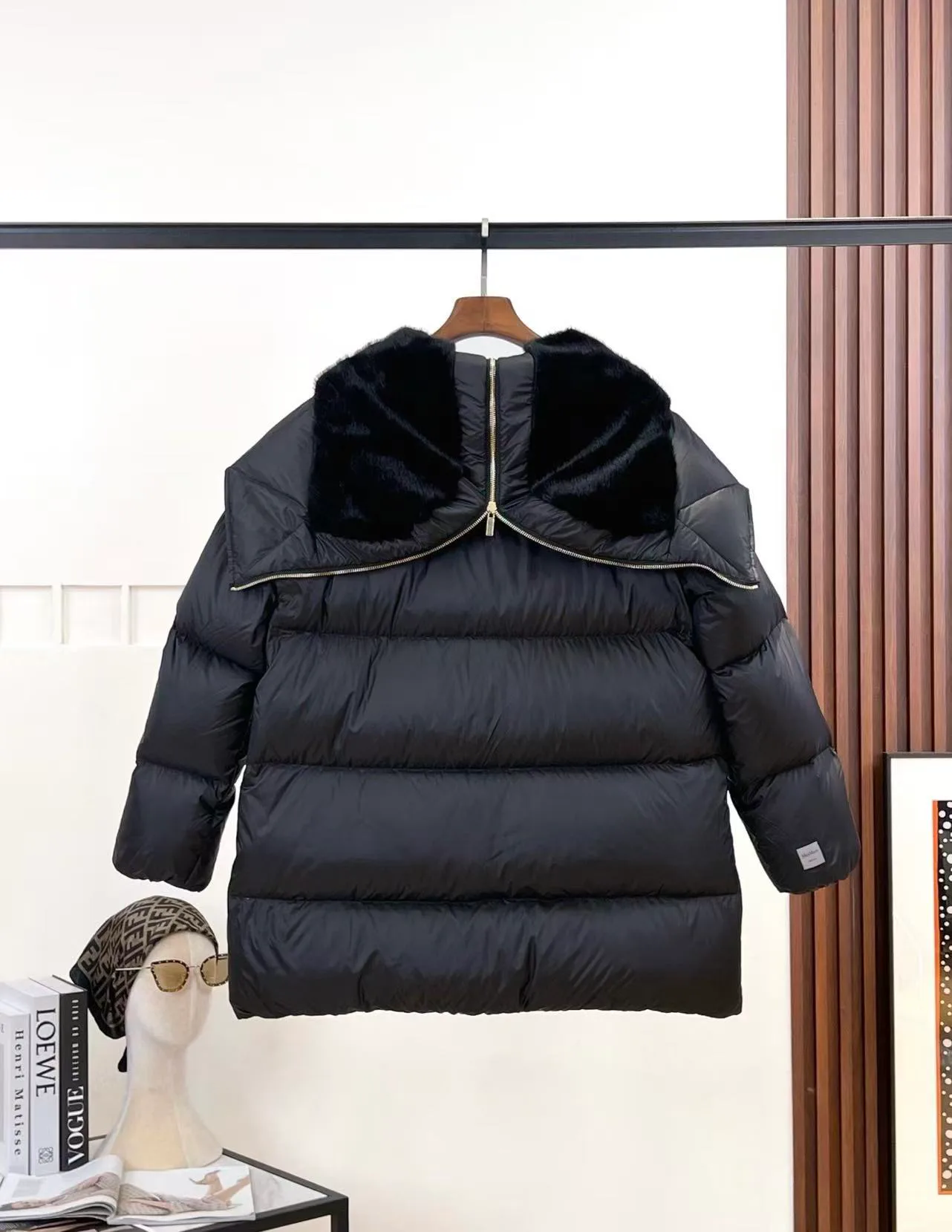 Куртки И Пуховики Женские Max Mara 18274222