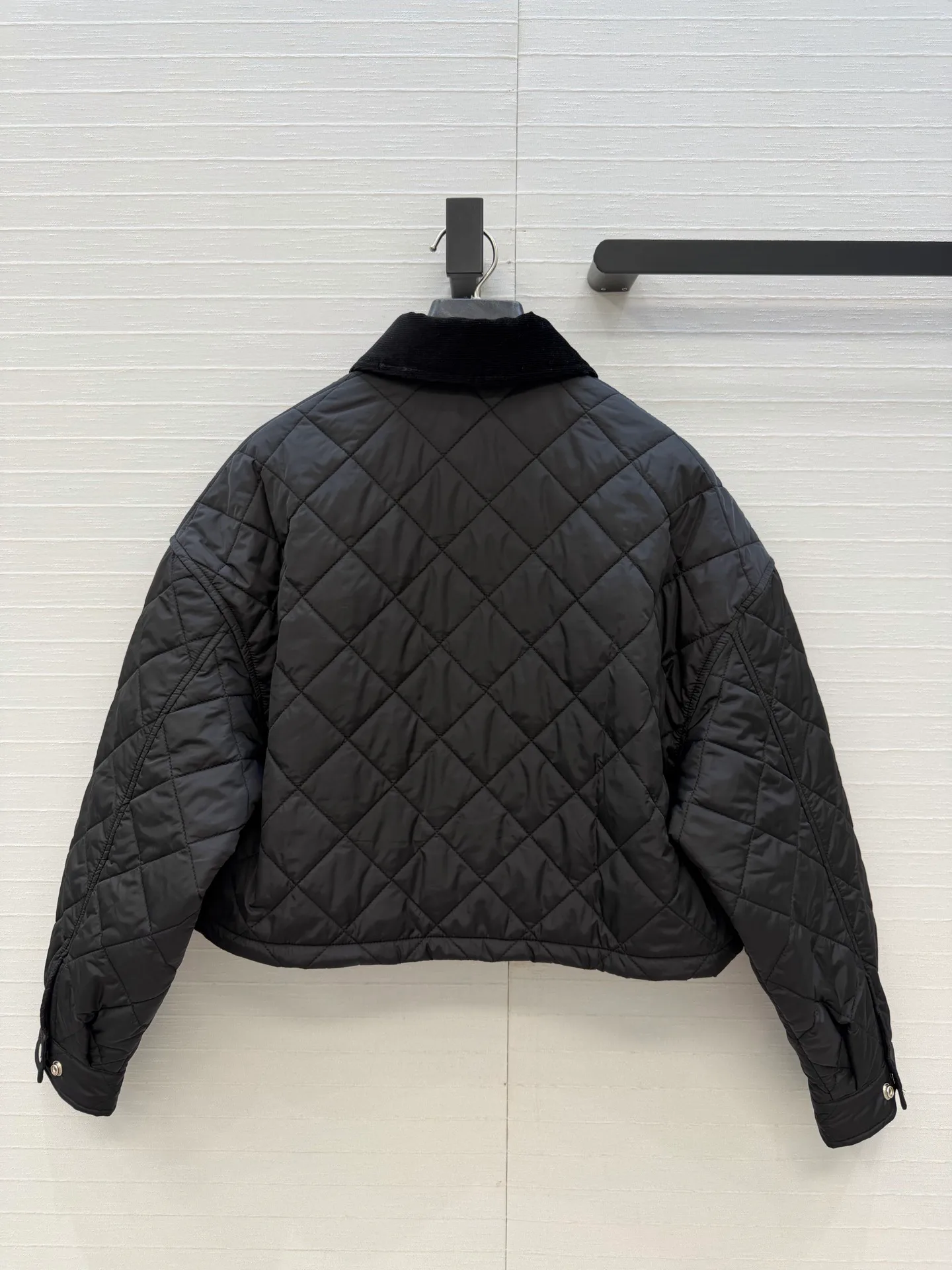 Куртки И Пуховики Женские Prada 18905010