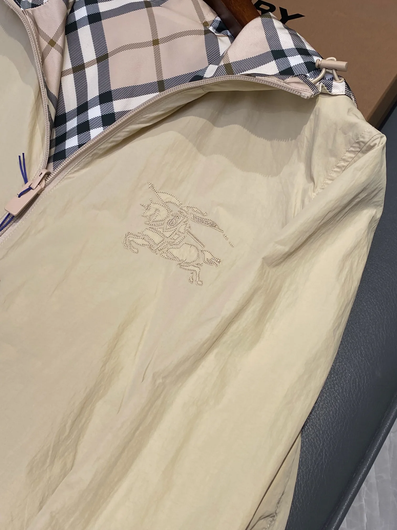 Куртки И Пуховики Мужские Burberry 13433003