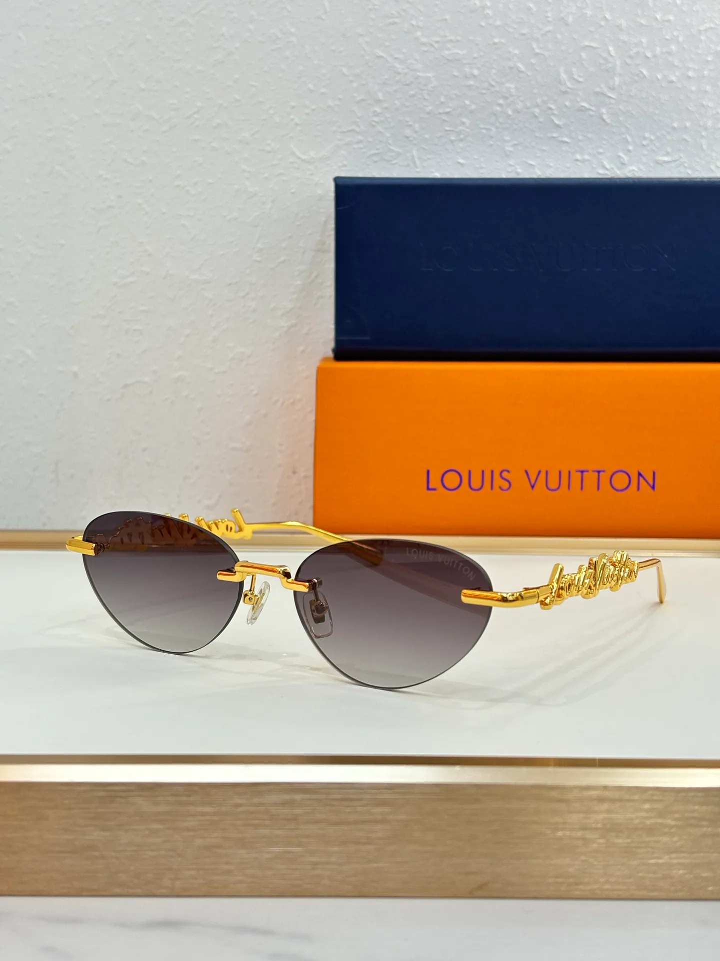 Очки Louis Vuitton 18629799