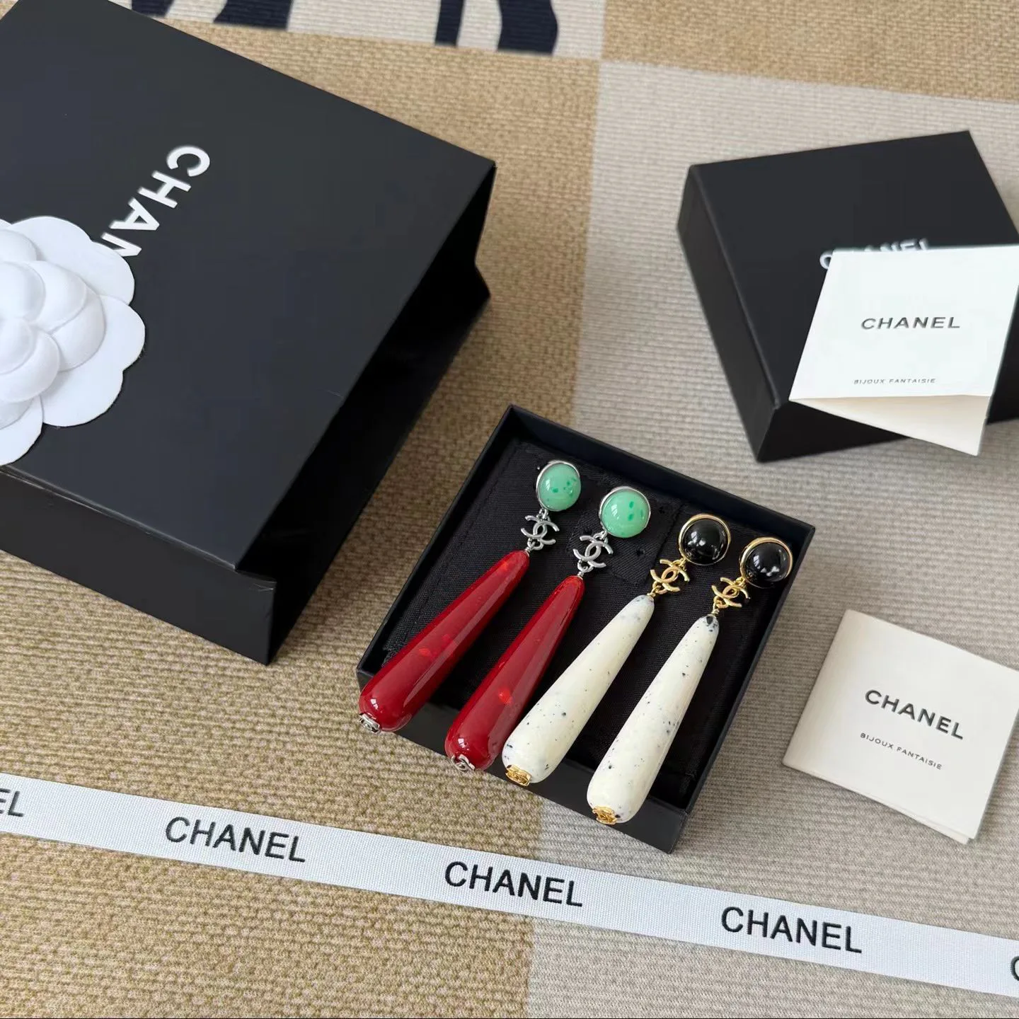 Бижутерия Chanel 18059165