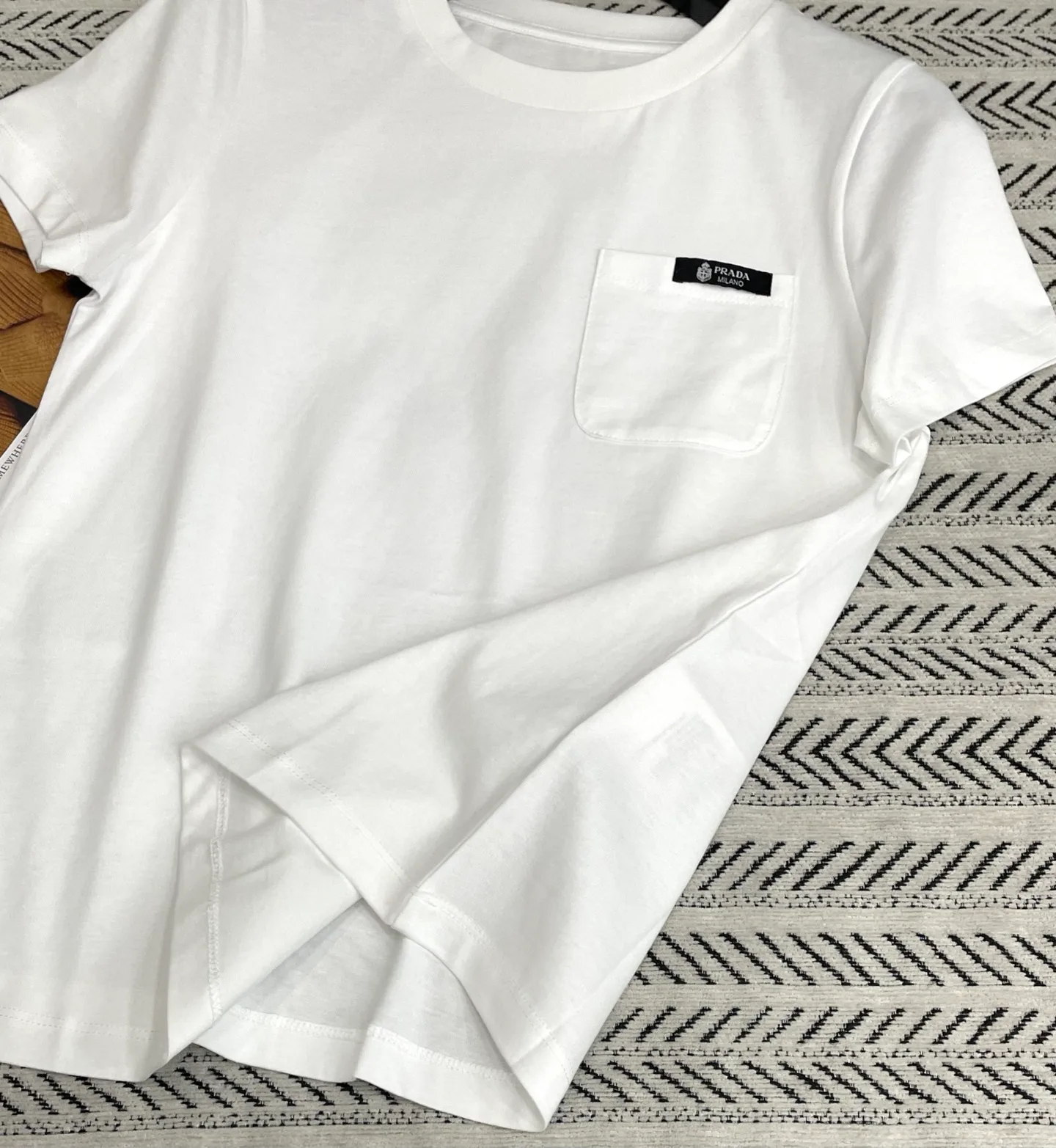 Футболки Женские Prada 12351276