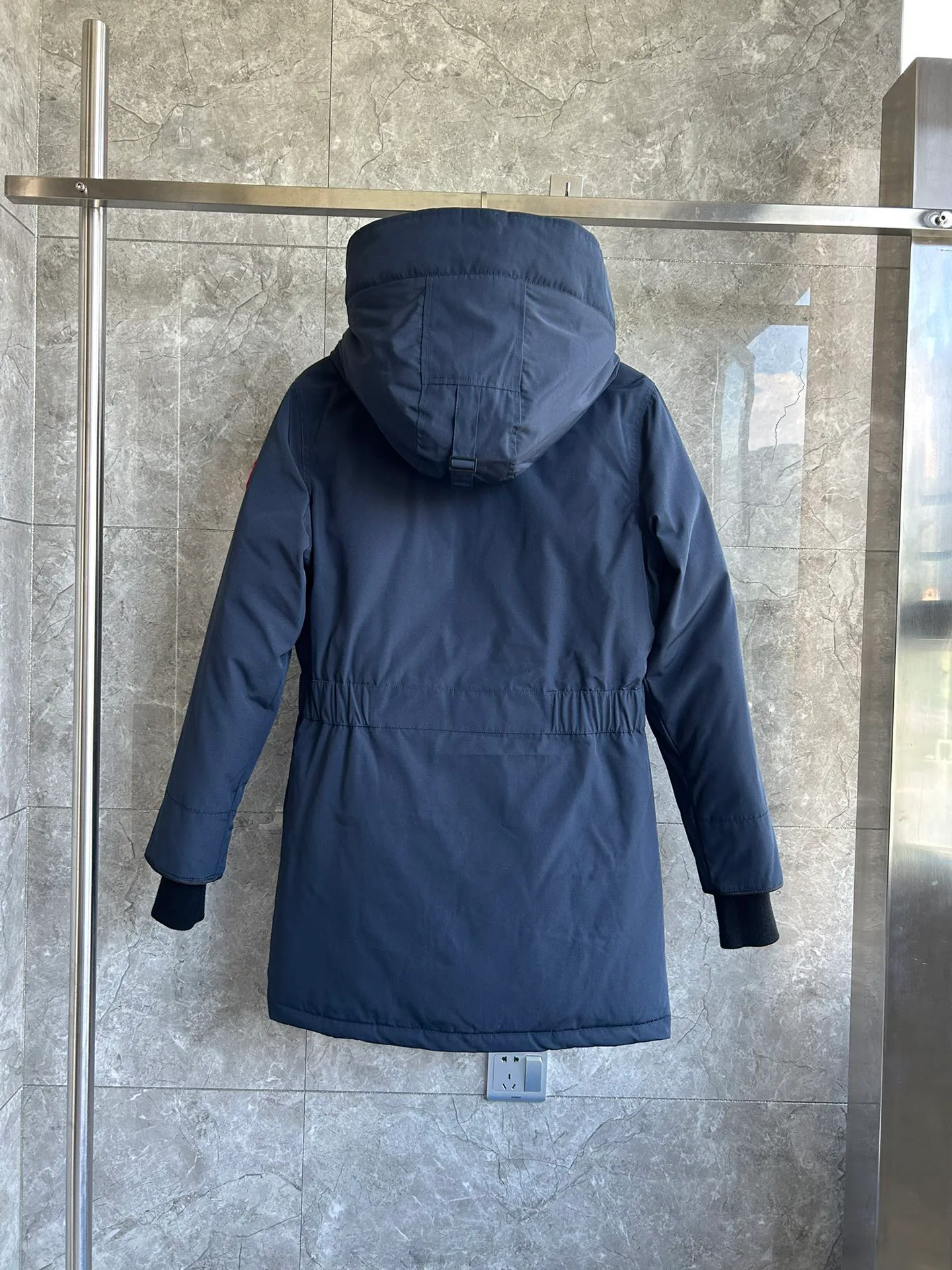 Куртки И Пуховики Женские Canada Goose 18188612