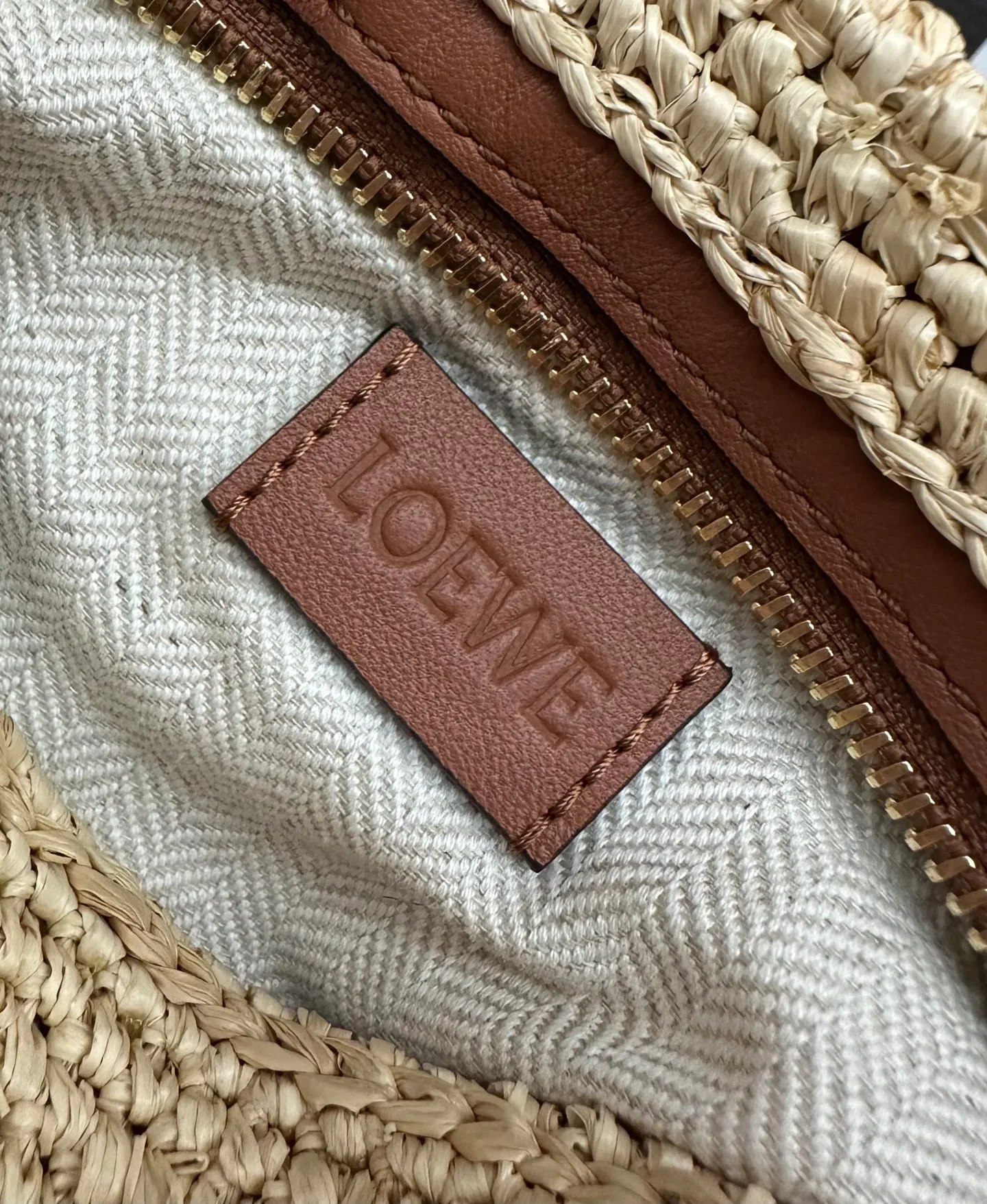 Сумки На Ремне Женские Loewe 11674692