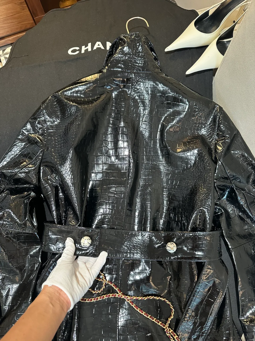 Кожаные Куртки И Дублёнки Женские Chanel 18637909