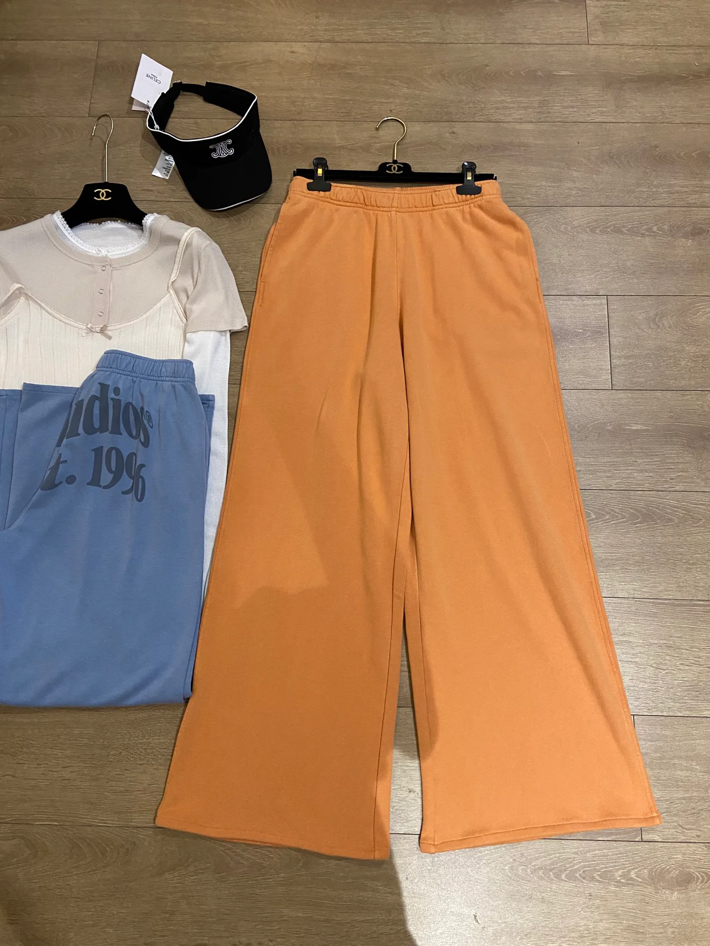 Брюки Женские Acne Studios 17920253
