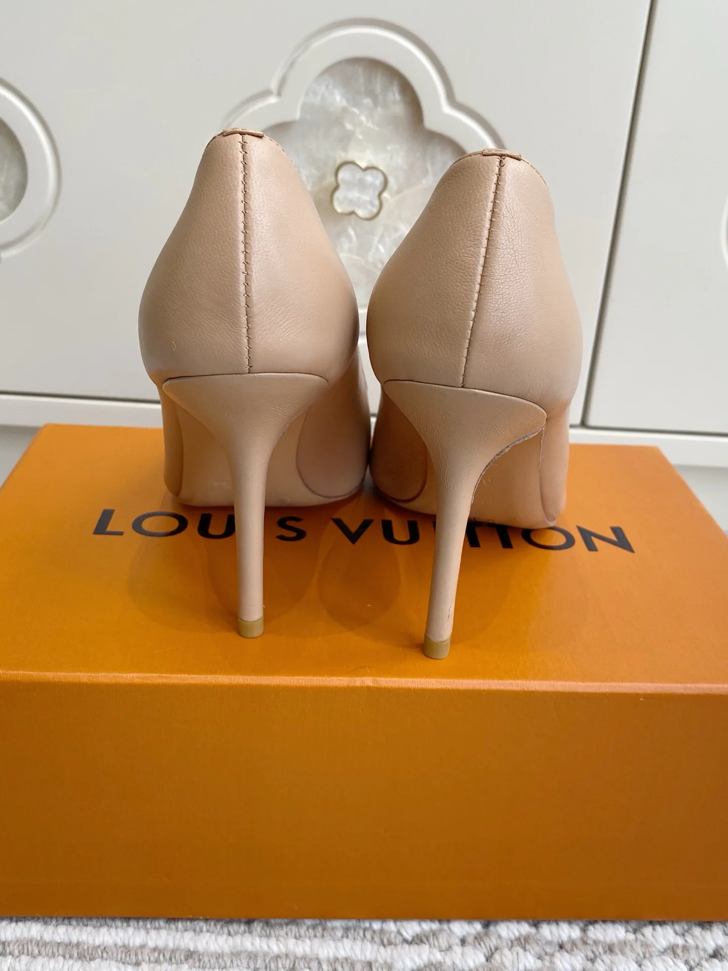 Туфли Женские Louis Vuitton 12779860