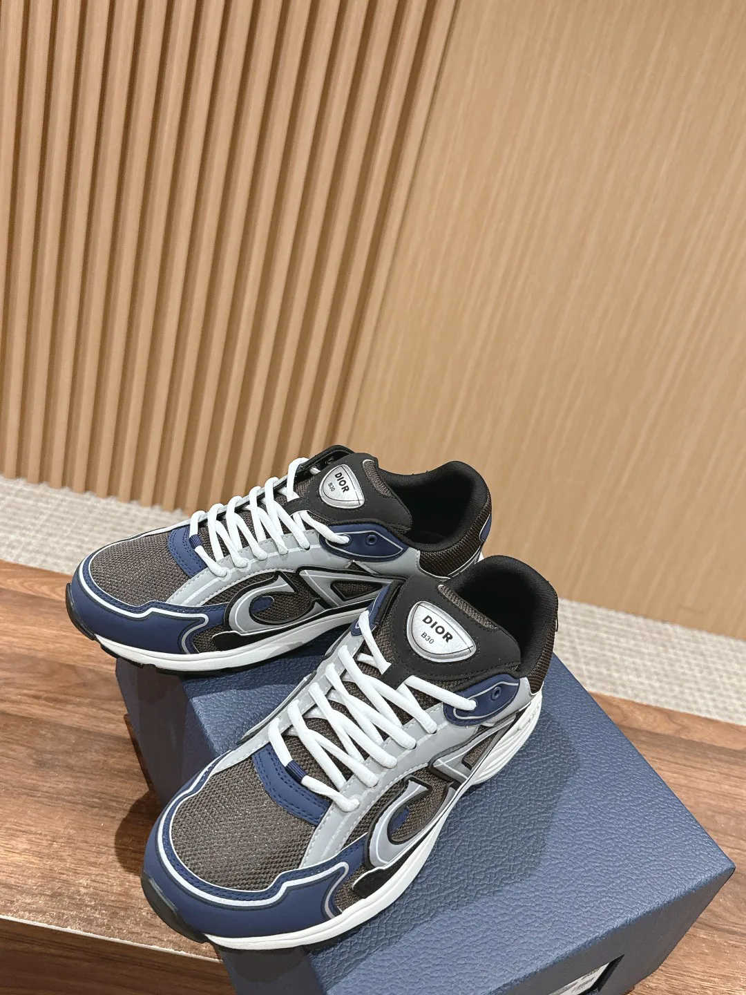 Кроссовки Женские Christian Dior 991