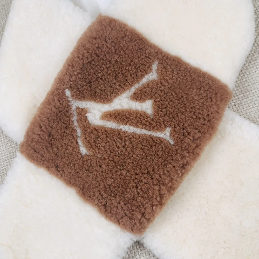 Шарфы Louis Vuitton 1383318