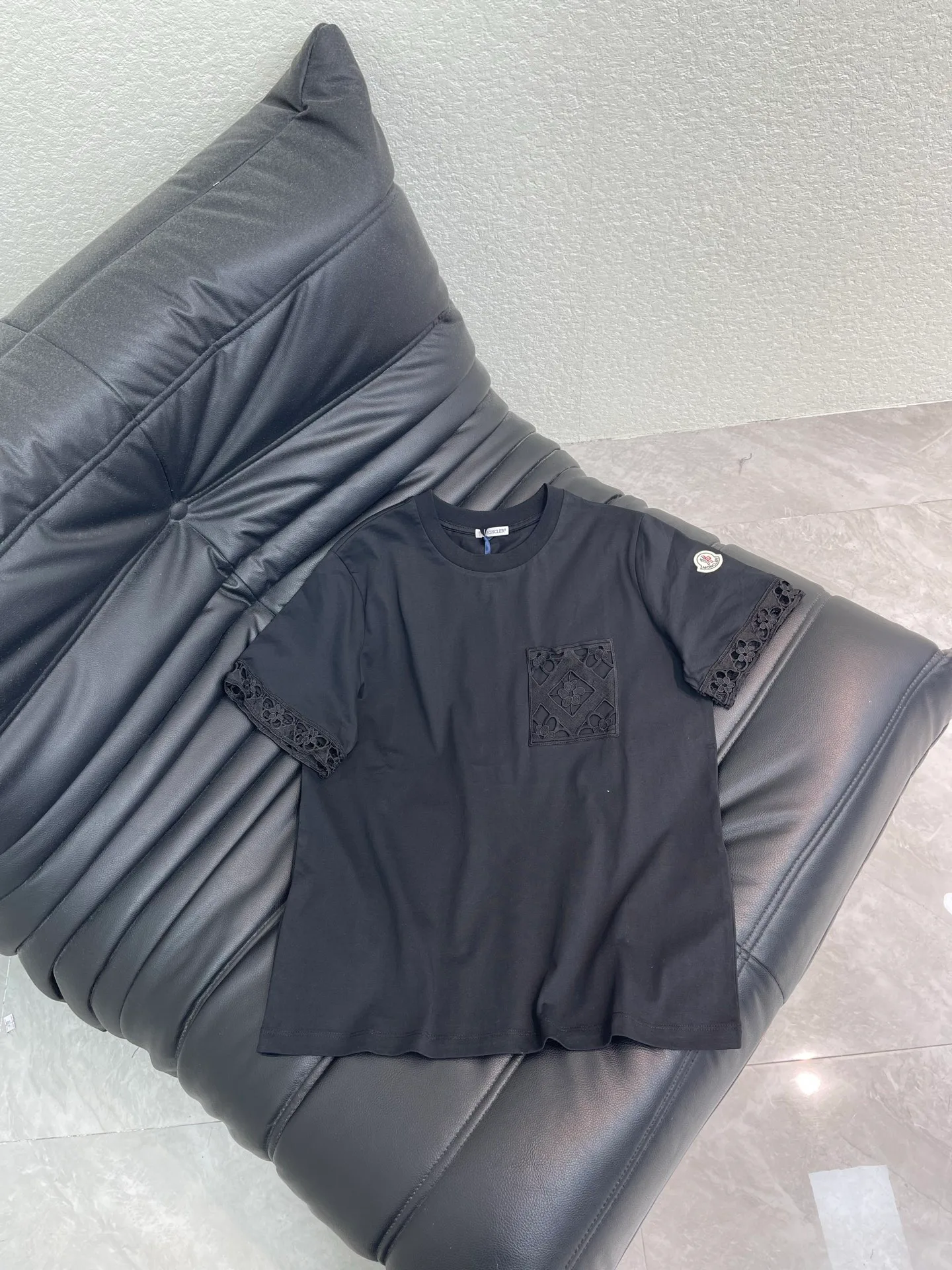 Футболки Женские Moncler 11672721