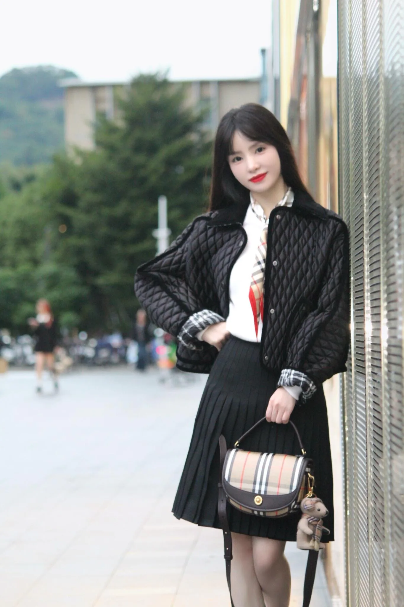 Куртки И Пуховики Женские Burberry 403082