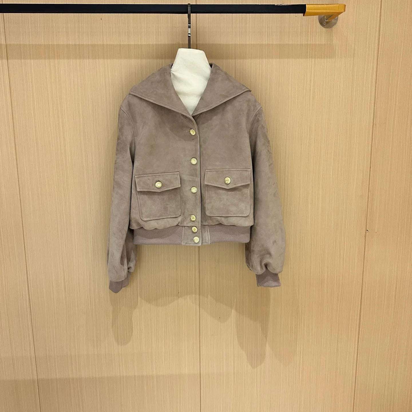 Кожаные Куртки И Дублёнки Женские Chanel 11452826