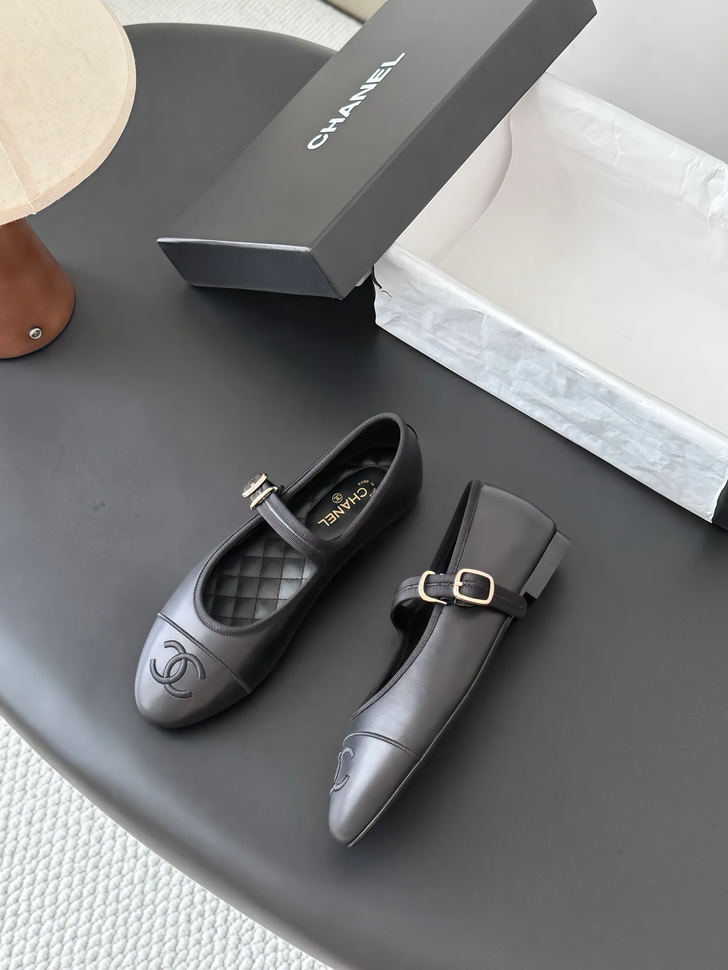 Туфли Женские Chanel 18053738