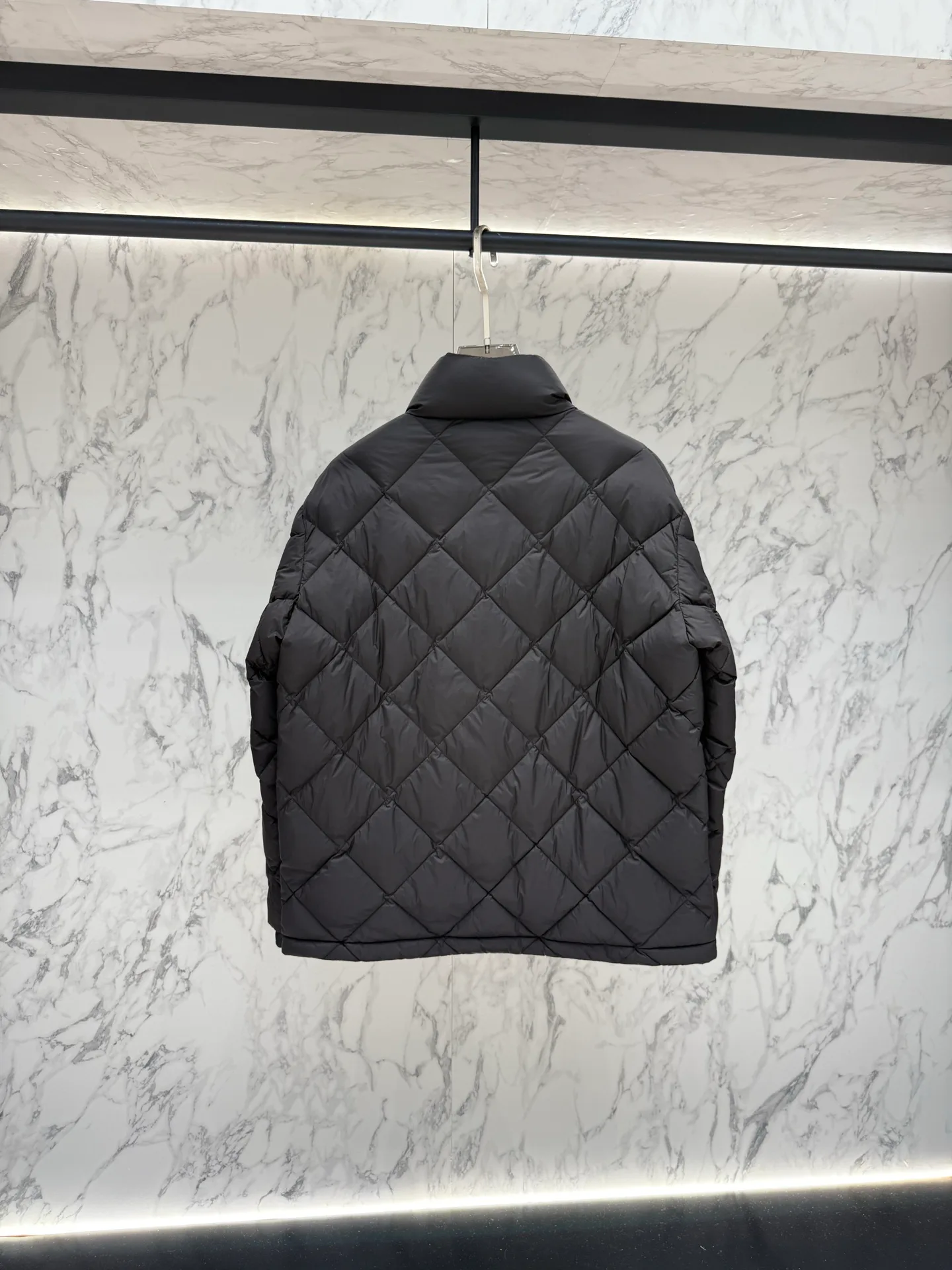 Куртки И Пуховики Женские Prada 18480923
