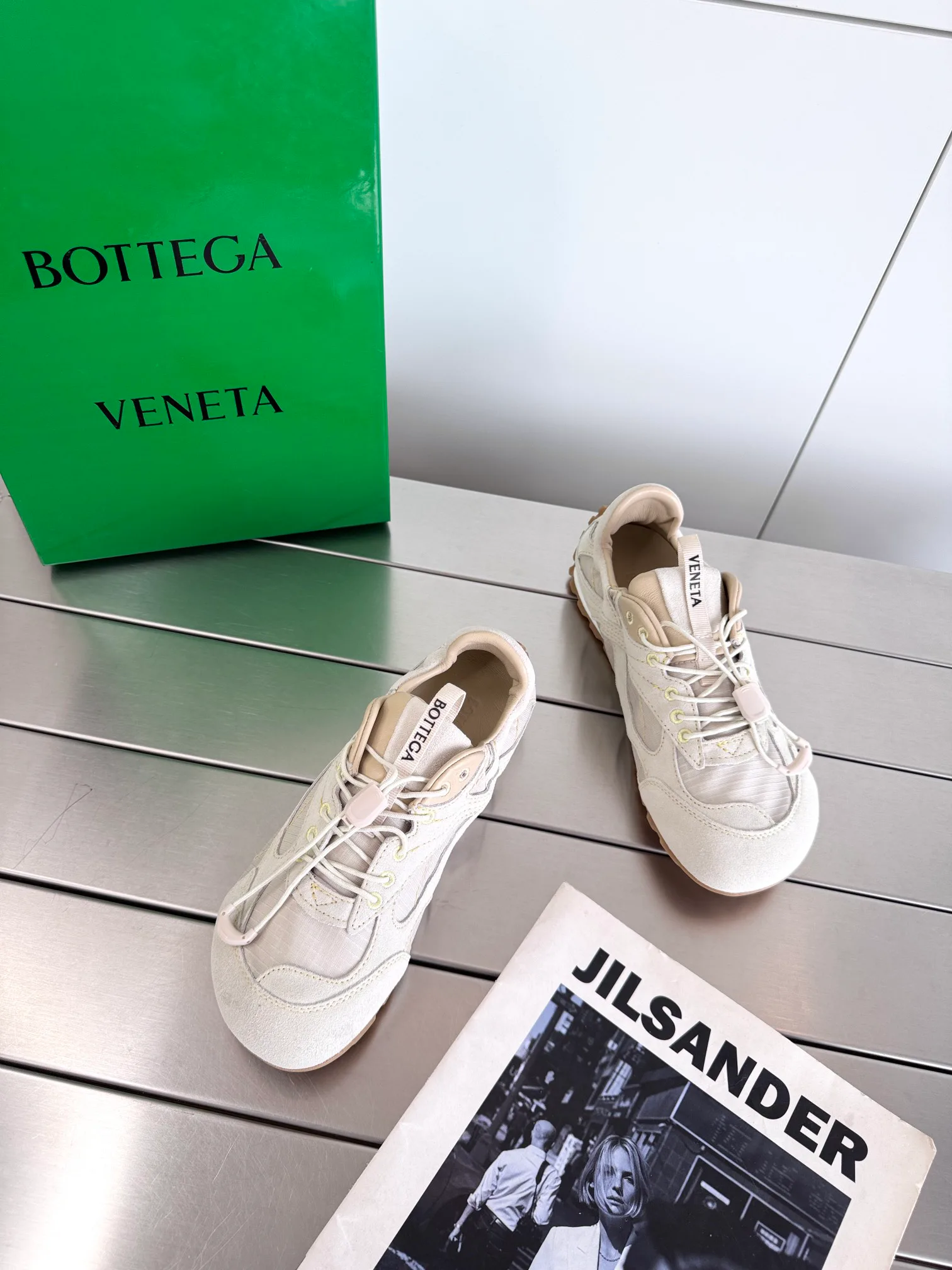 Кроссовки Женские Bottega Veneta 11911491